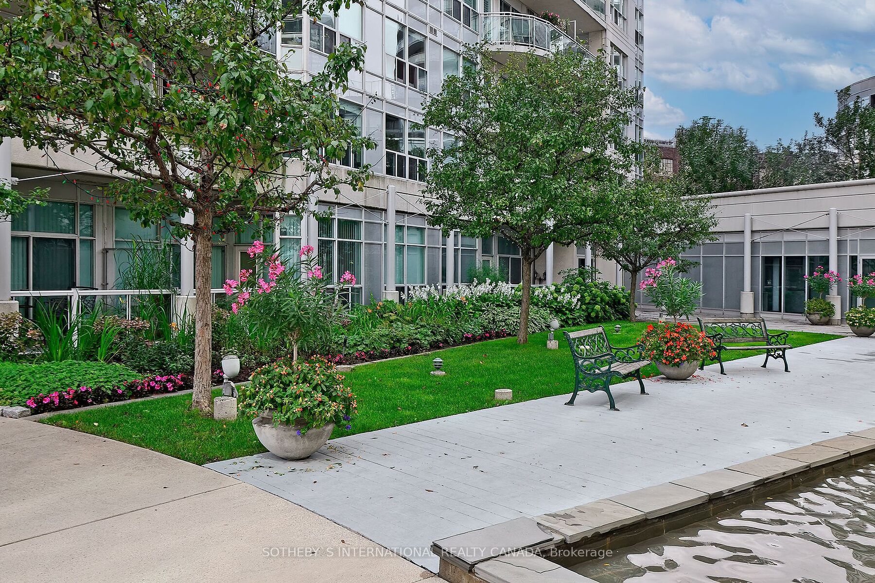 #203 - 600 Queens Quay Property Photo 27
