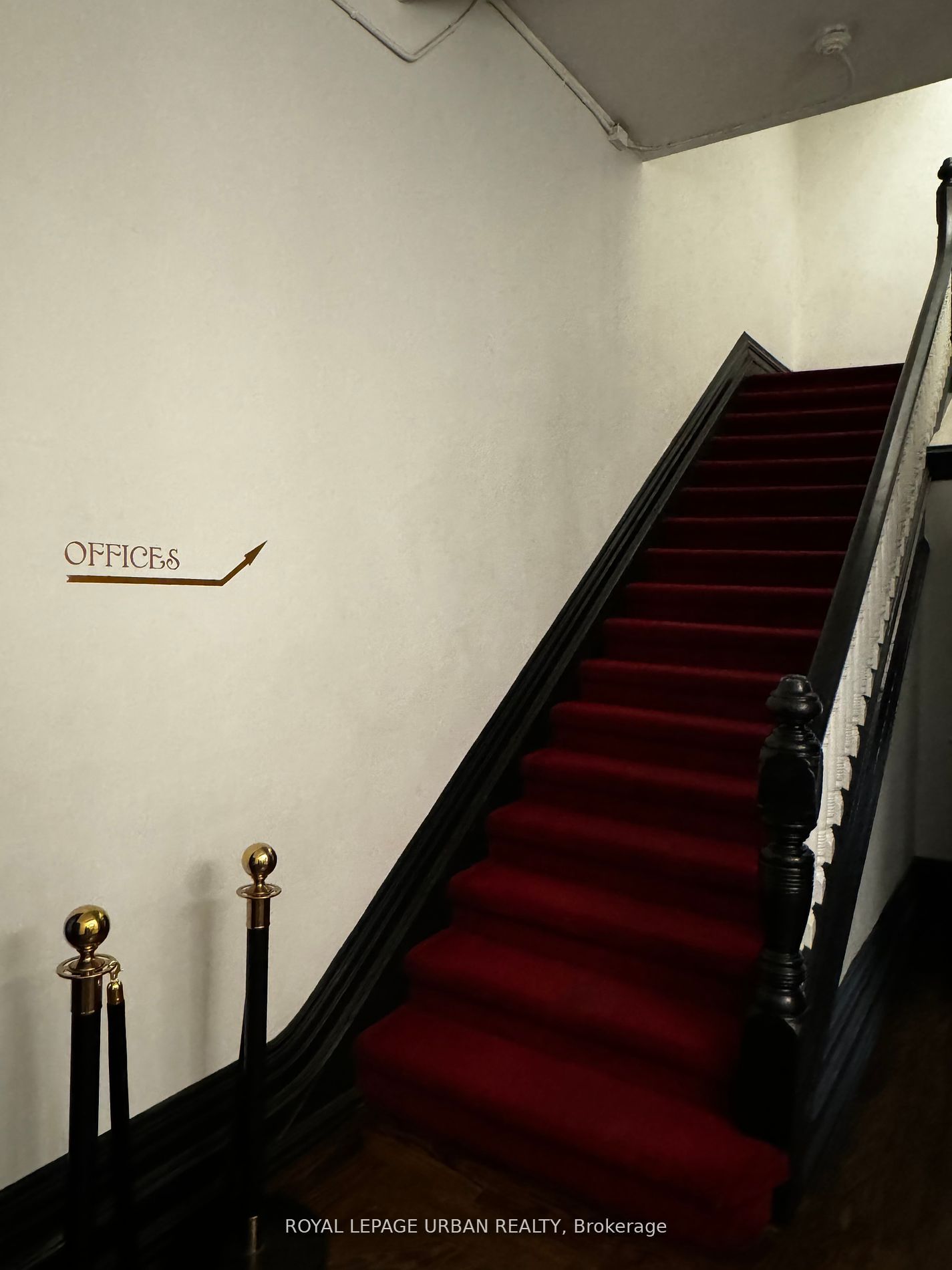 #407 - 1089 Queen Street Property Photo 2