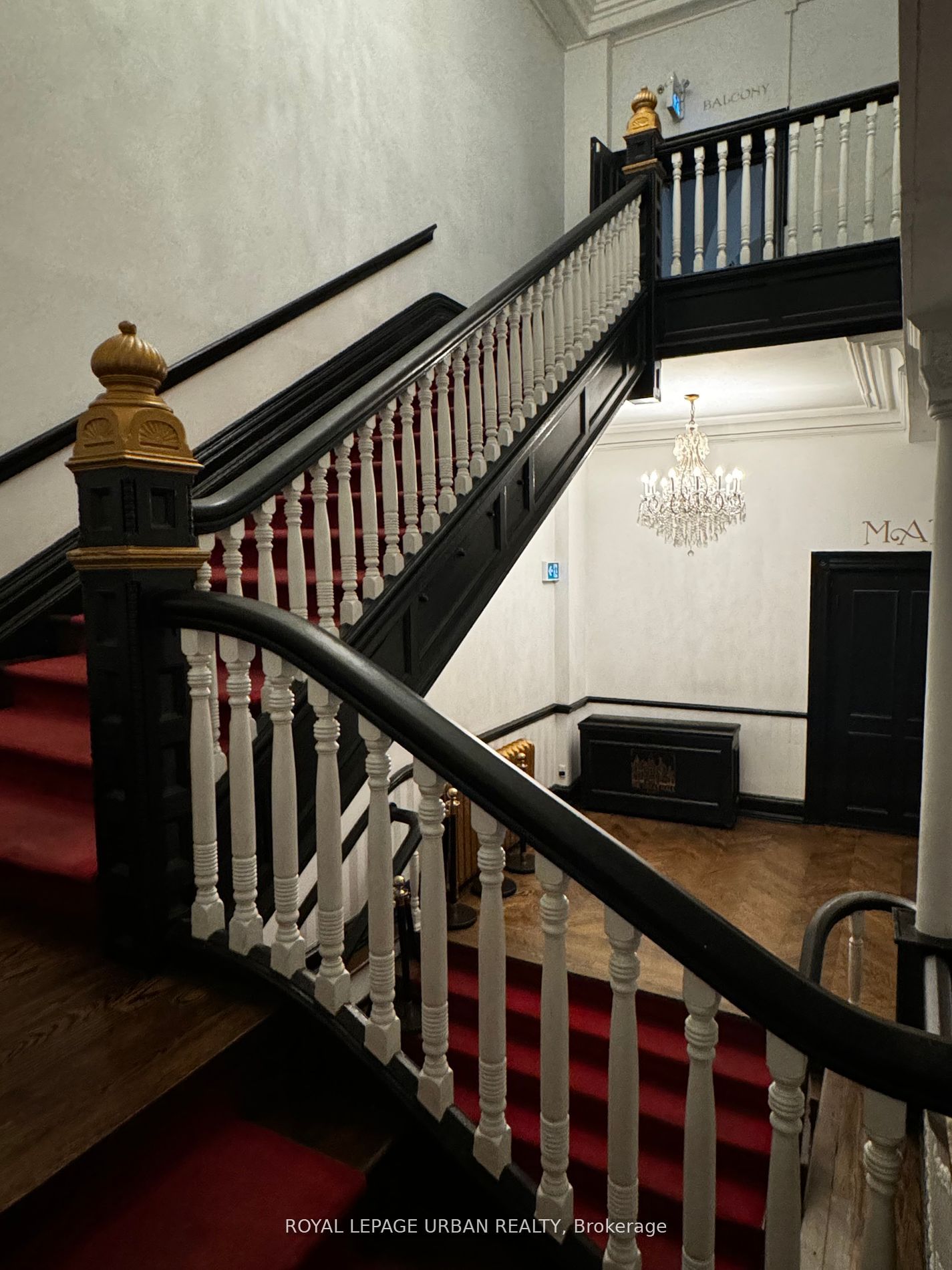 #407 - 1089 Queen Street Property Photo 3