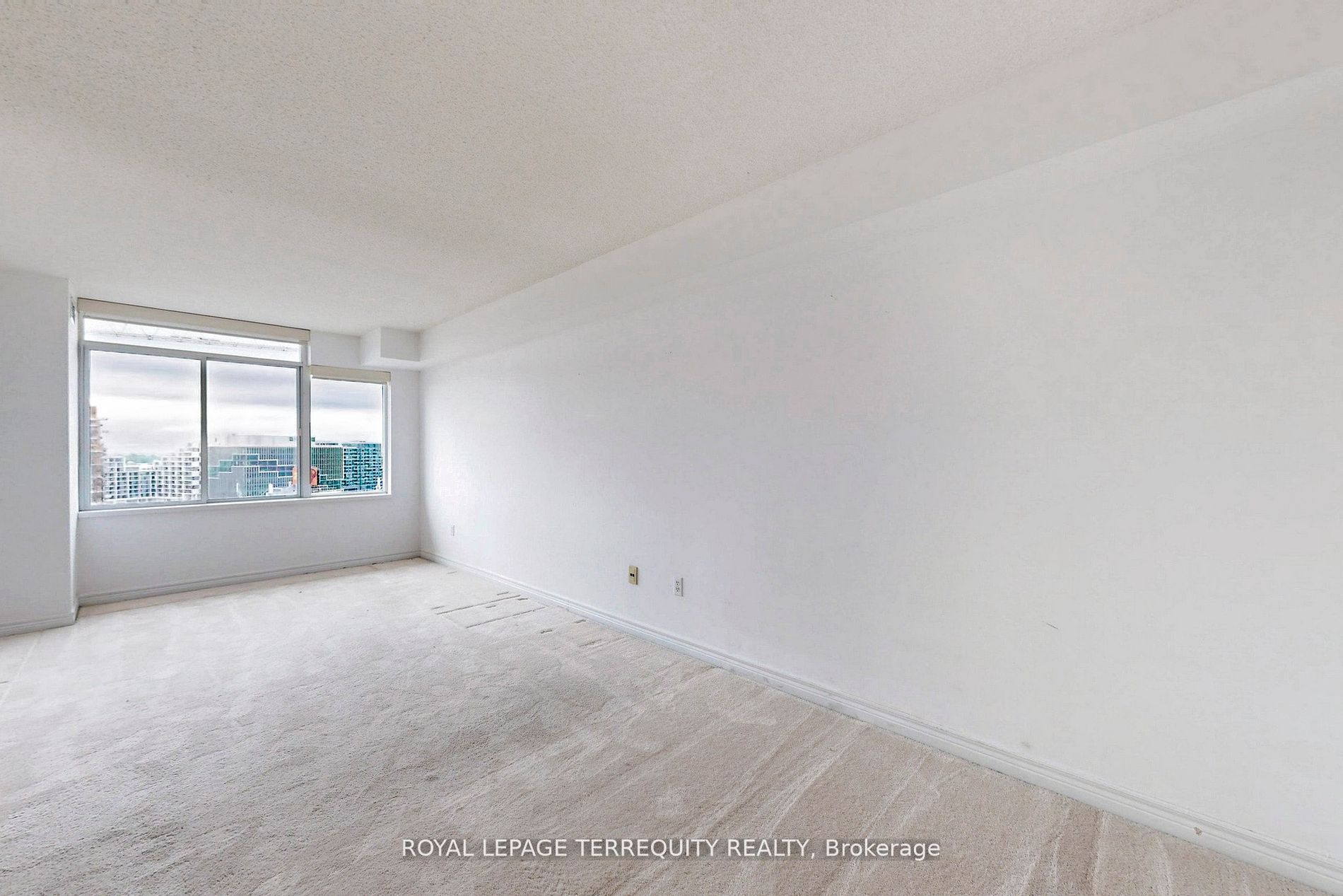 #ph1 - 39 Parliament Street Property Photo 13