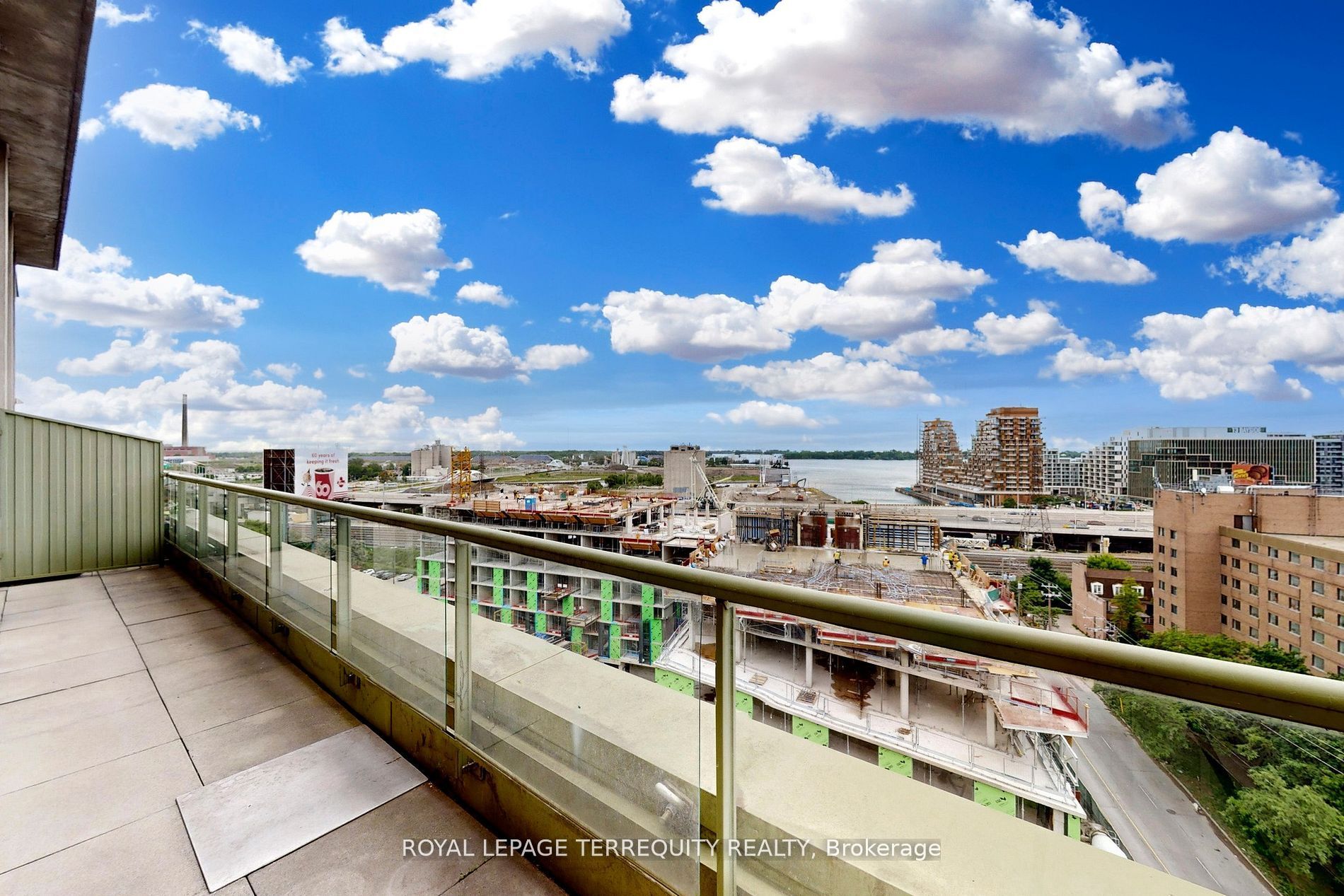 #ph1 - 39 Parliament Street Property Photo 21