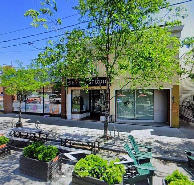 817 Dundas Street Property Photo 1