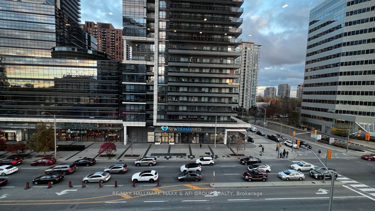 #324 - 4750 Yonge Street Property Photo 1
