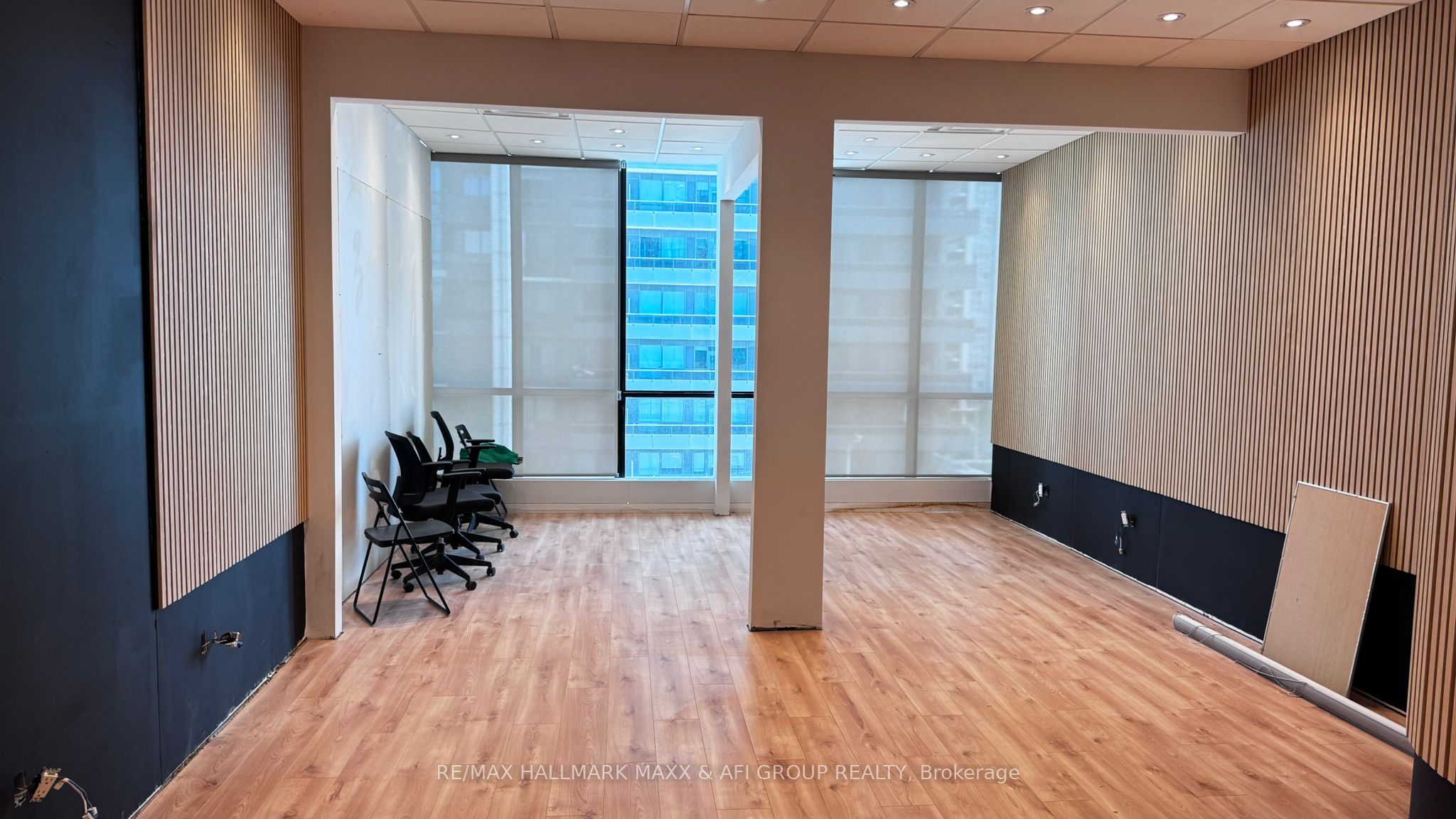 #324 - 4750 Yonge Street Property Photo 7