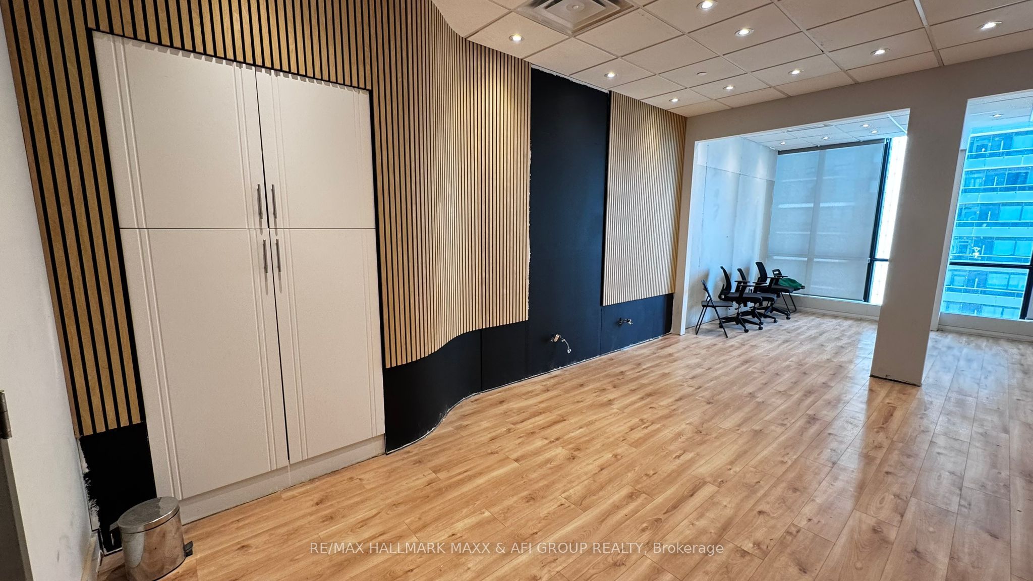 #324 - 4750 Yonge Street Property Photo 10