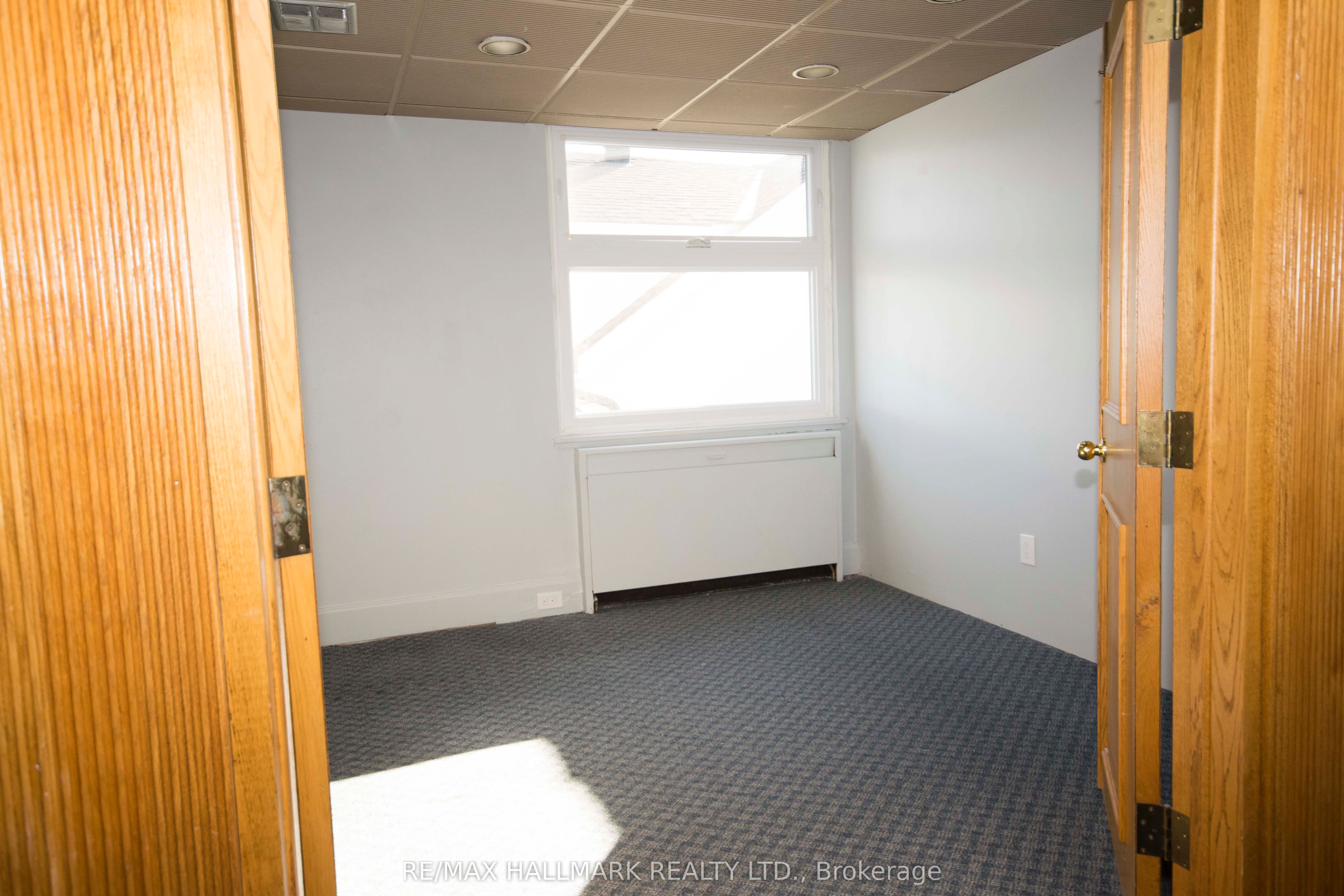 88 Laird Drive Property Photo 4
