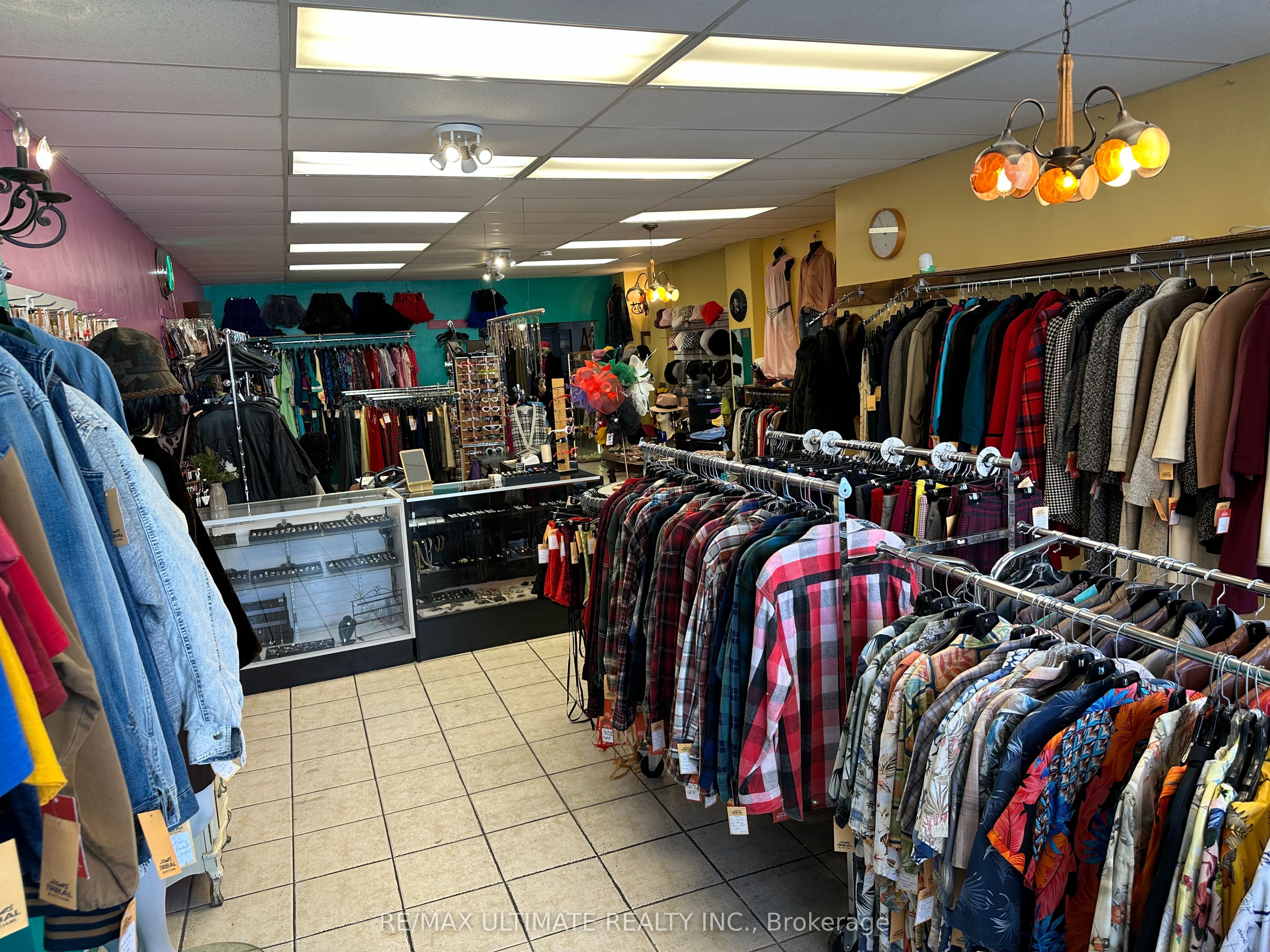 1275 Bloor Street Property Photo 4