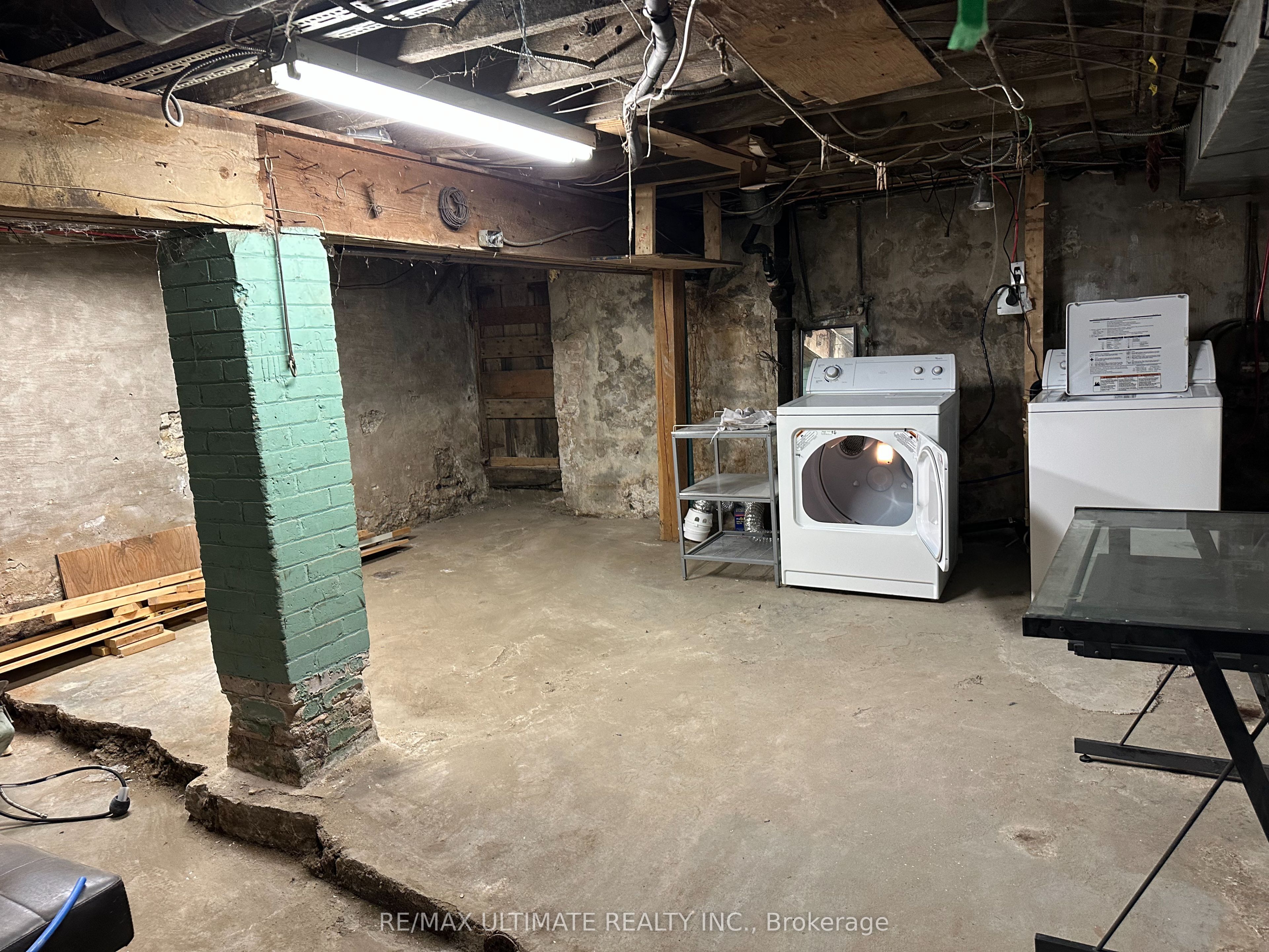 1275 Bloor Street Property Photo 12