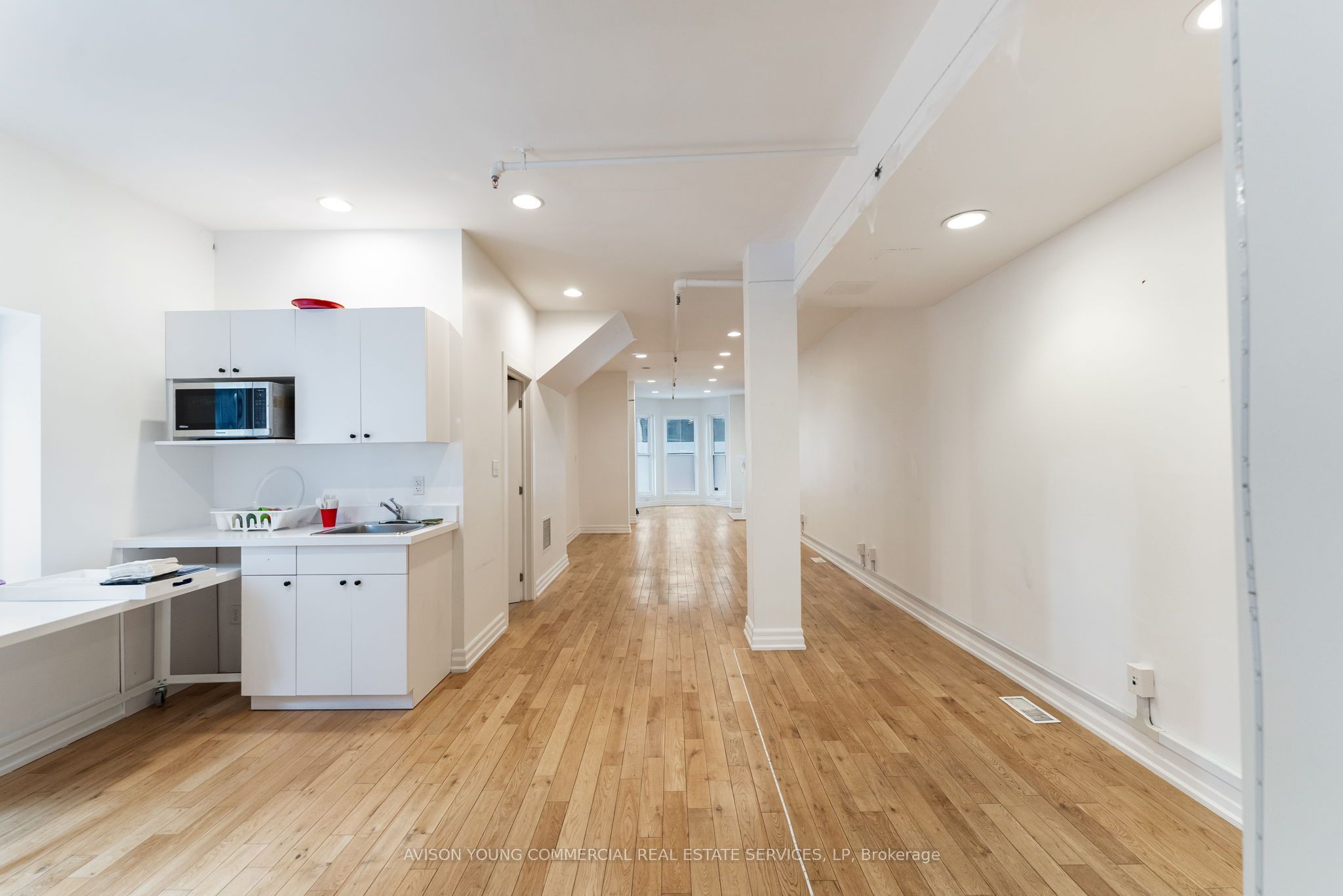 277 Richmond Street Property Photo 10