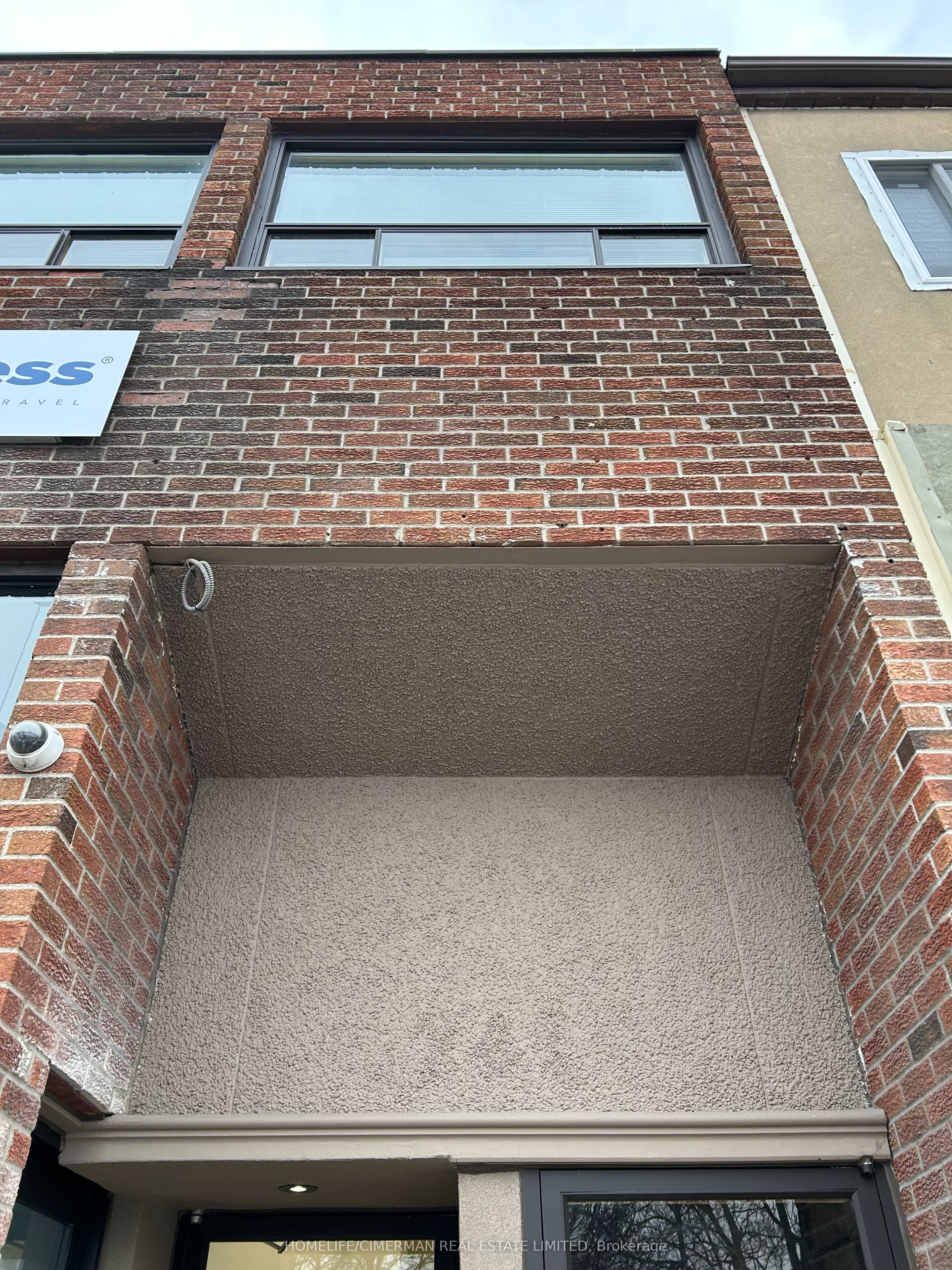 741a Bloor Street Property Photo 2