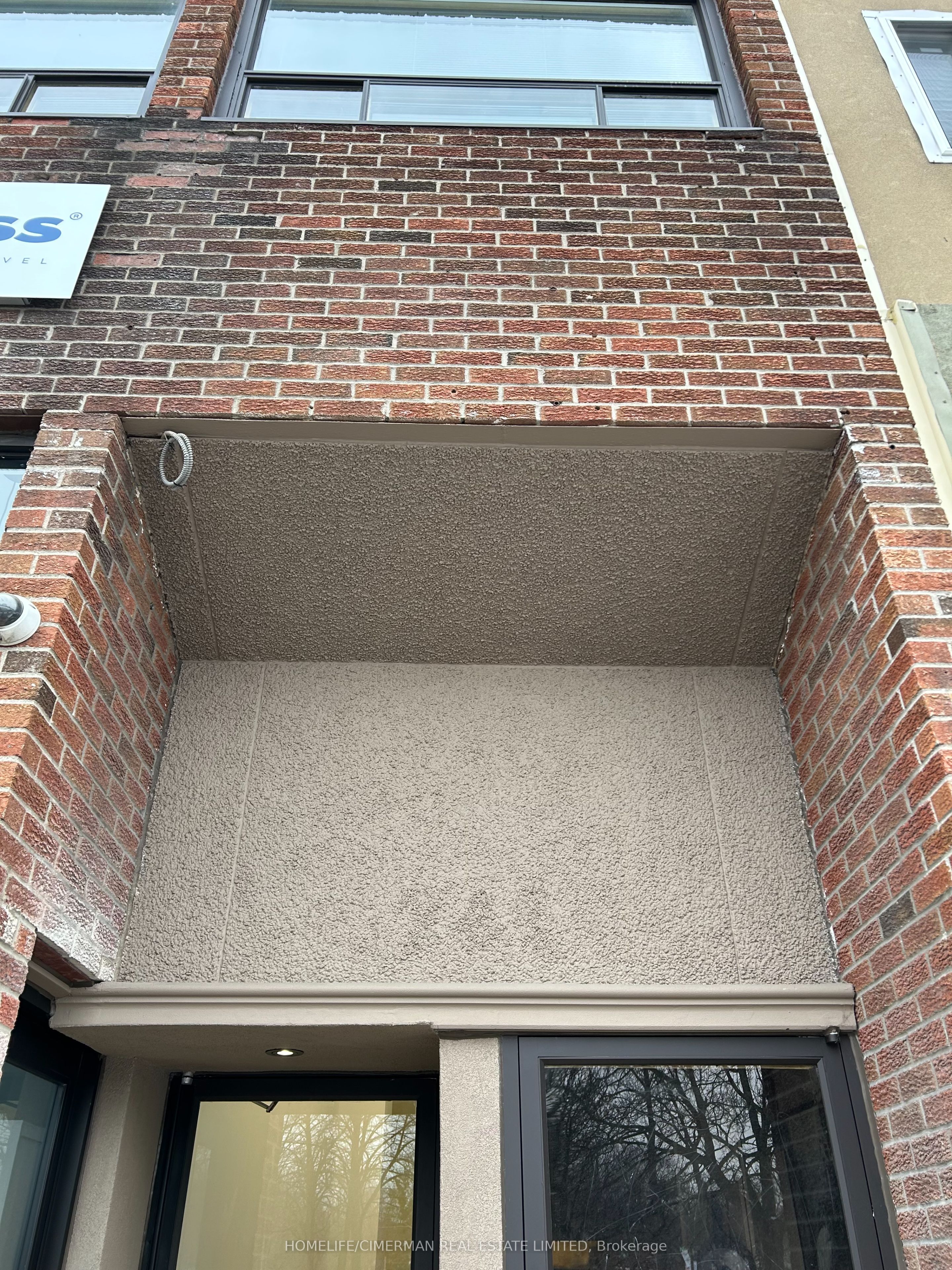 741a Bloor Street Property Photo 3