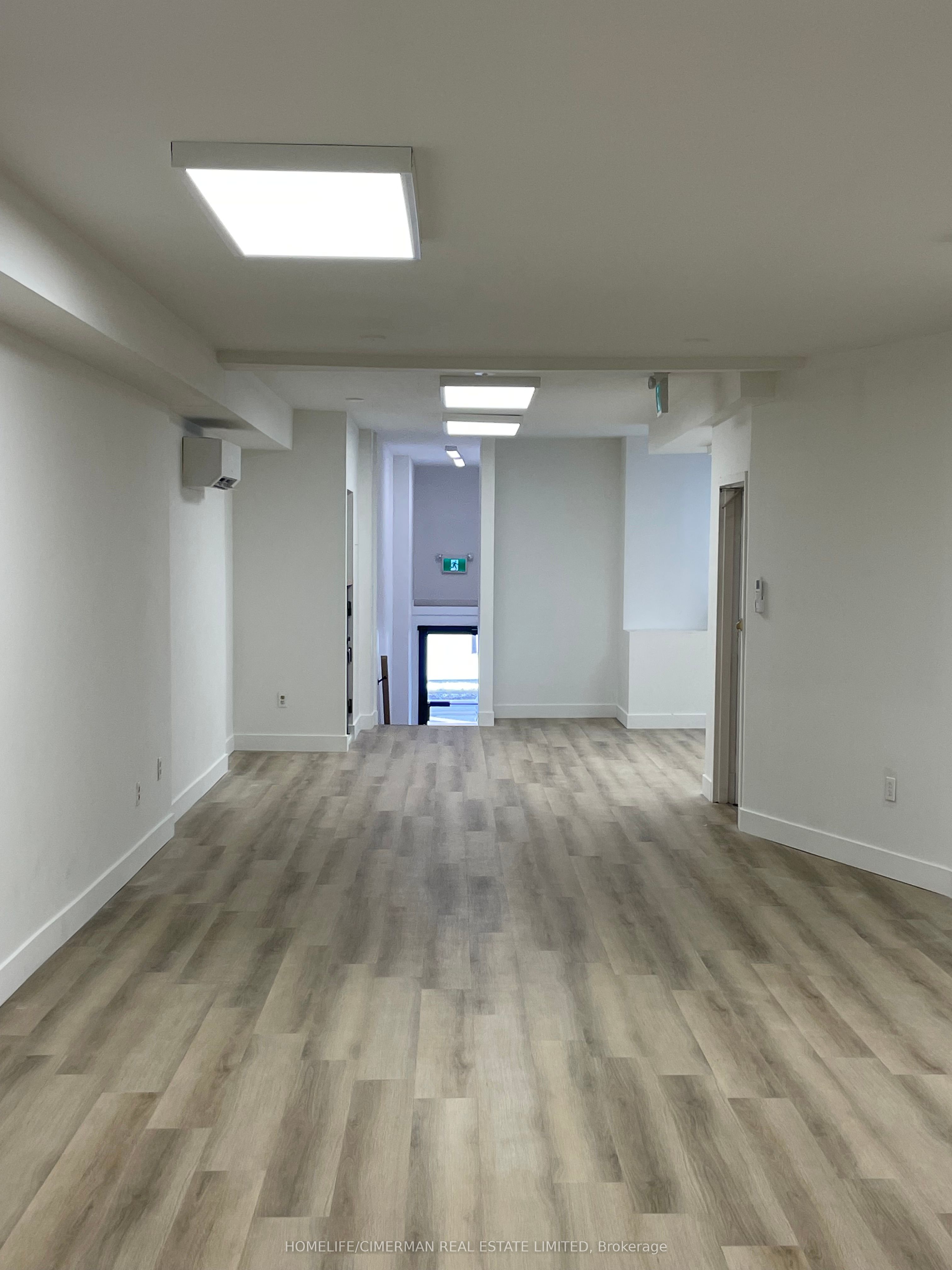 741a Bloor Street Property Photo 4