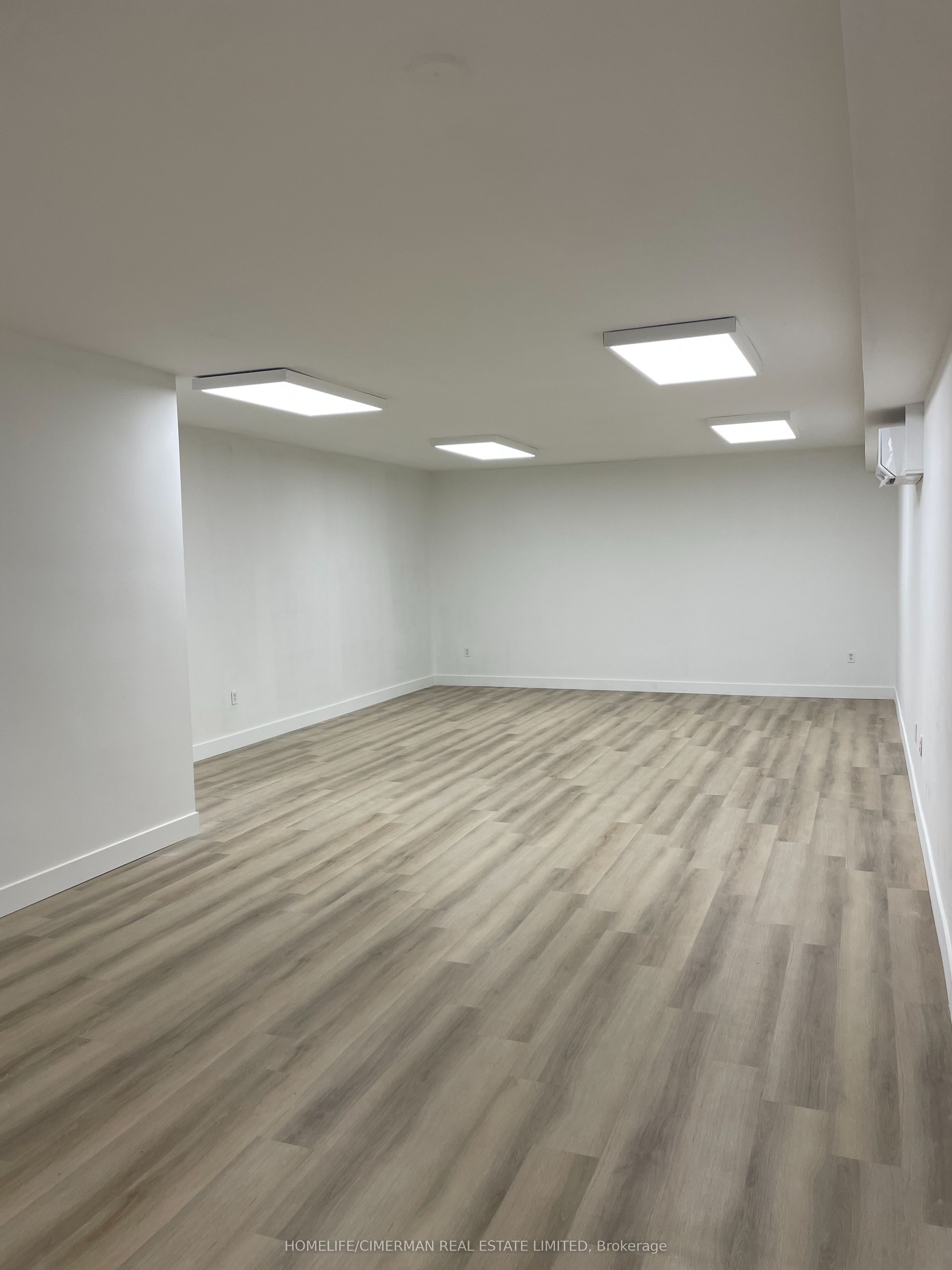 741a Bloor Street Property Photo 8