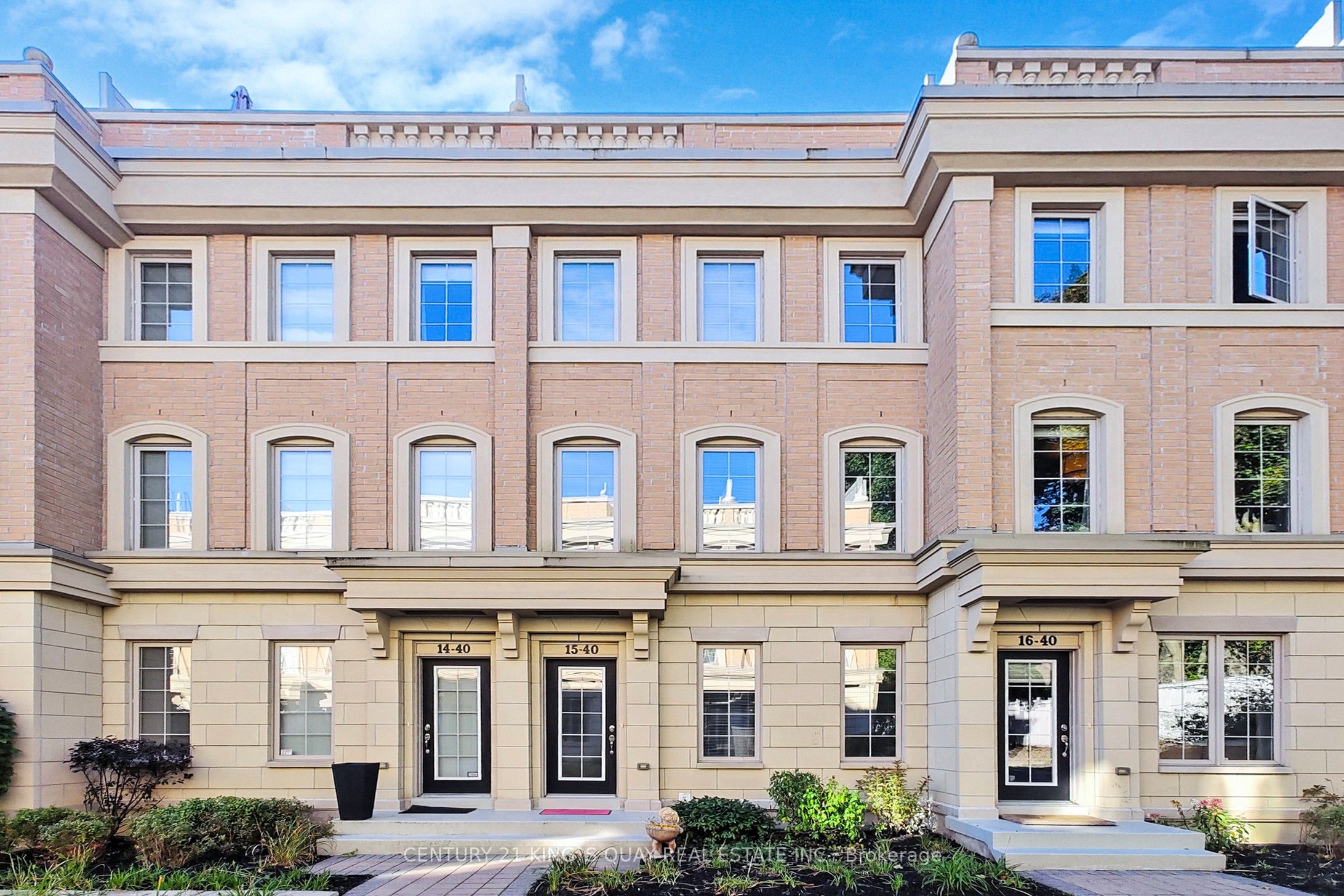 40 Hargrave Lane 15 Property Photo 1