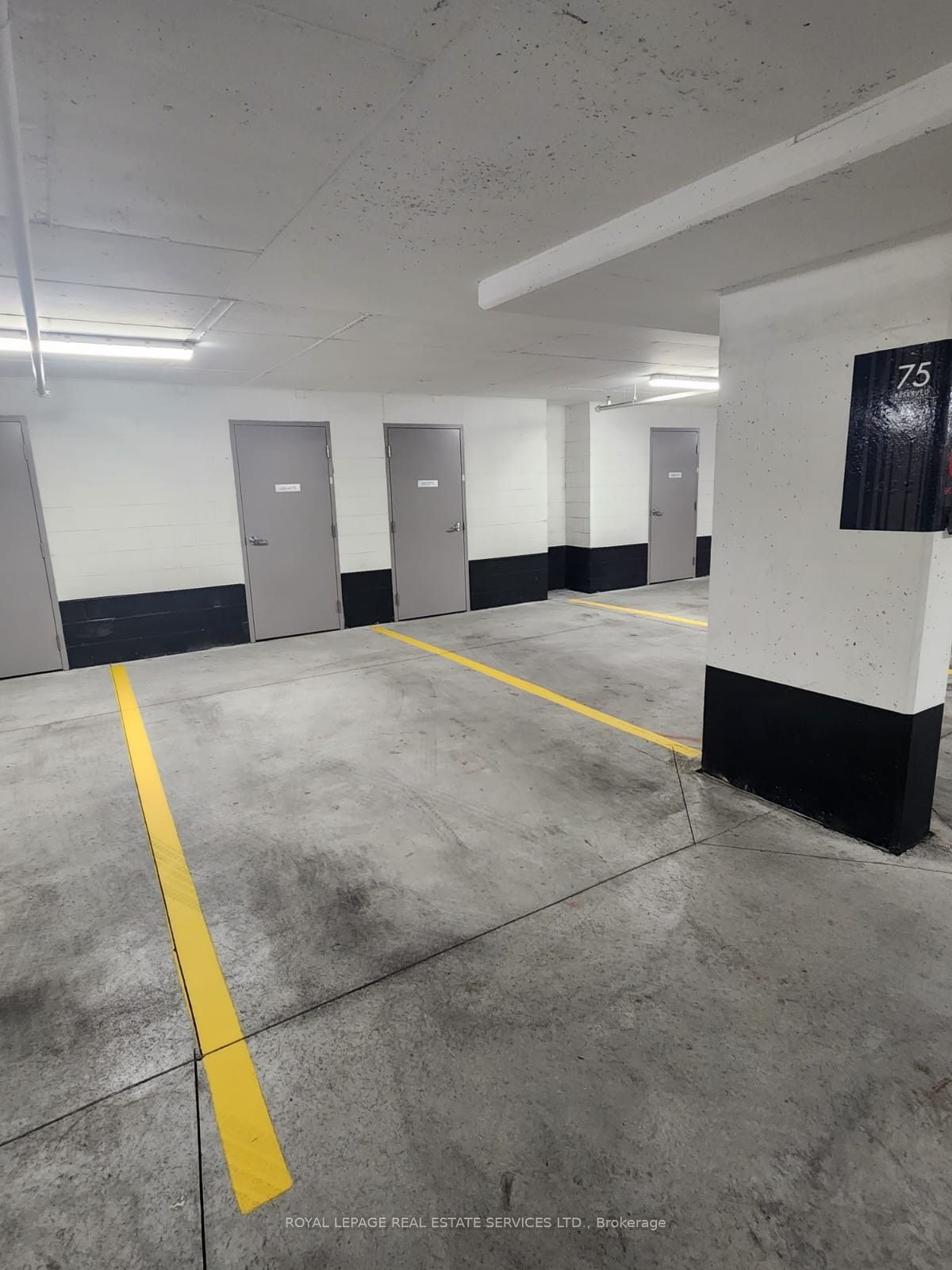 #c75 - 8 Eglinton Avenue Property Photo 1