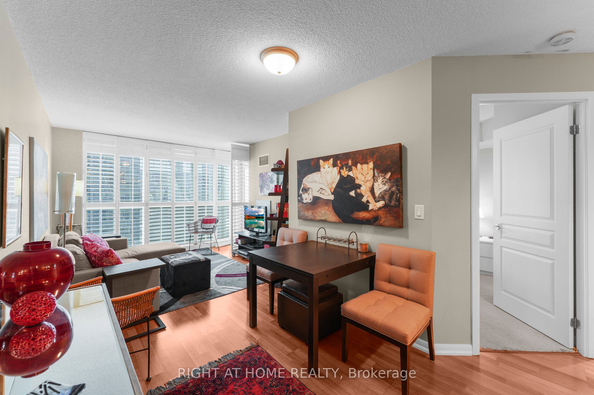 #2315 - 18 Yonge Street Property Photo 7