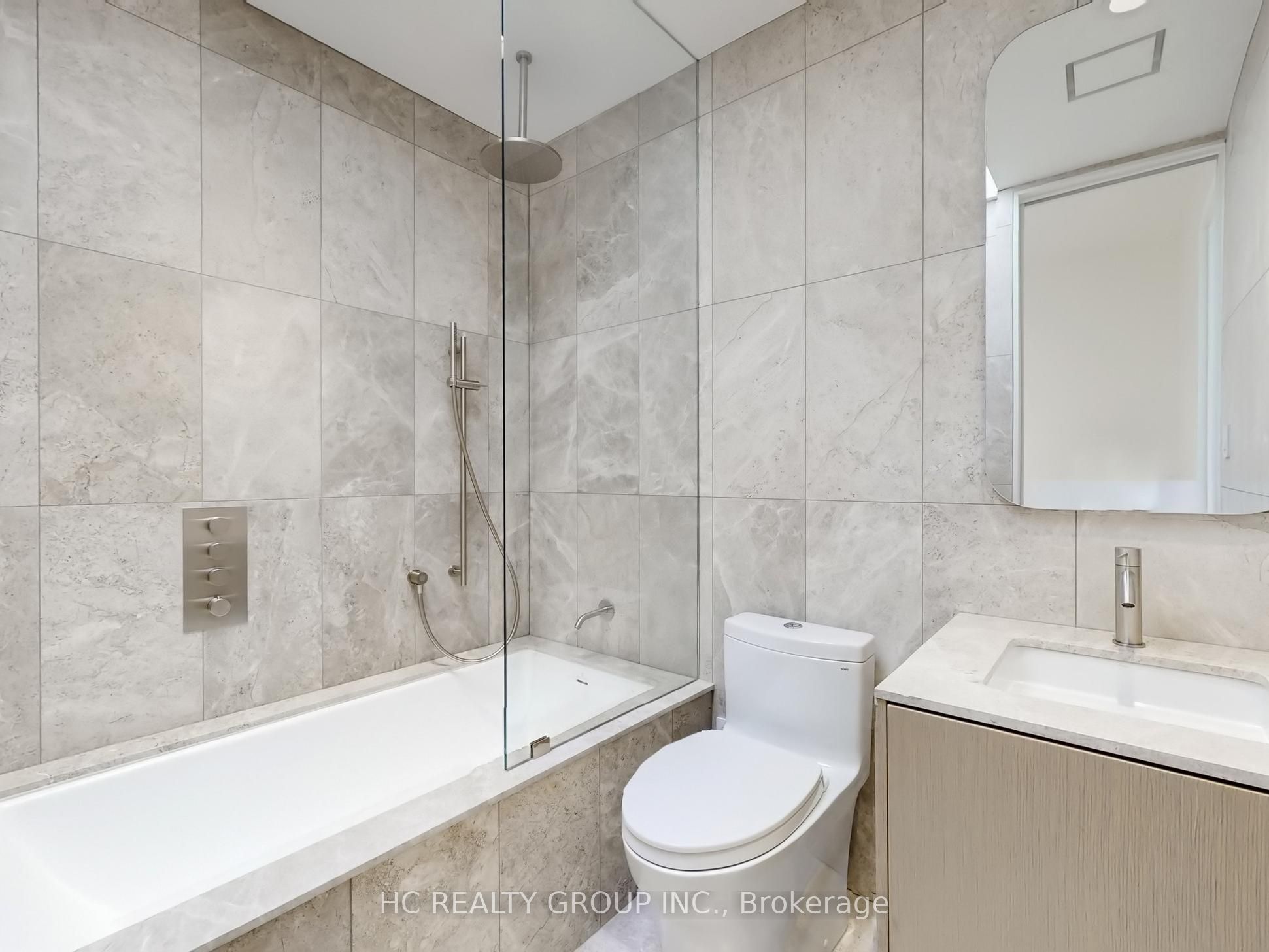 899 Dundas Street Property Photo 30