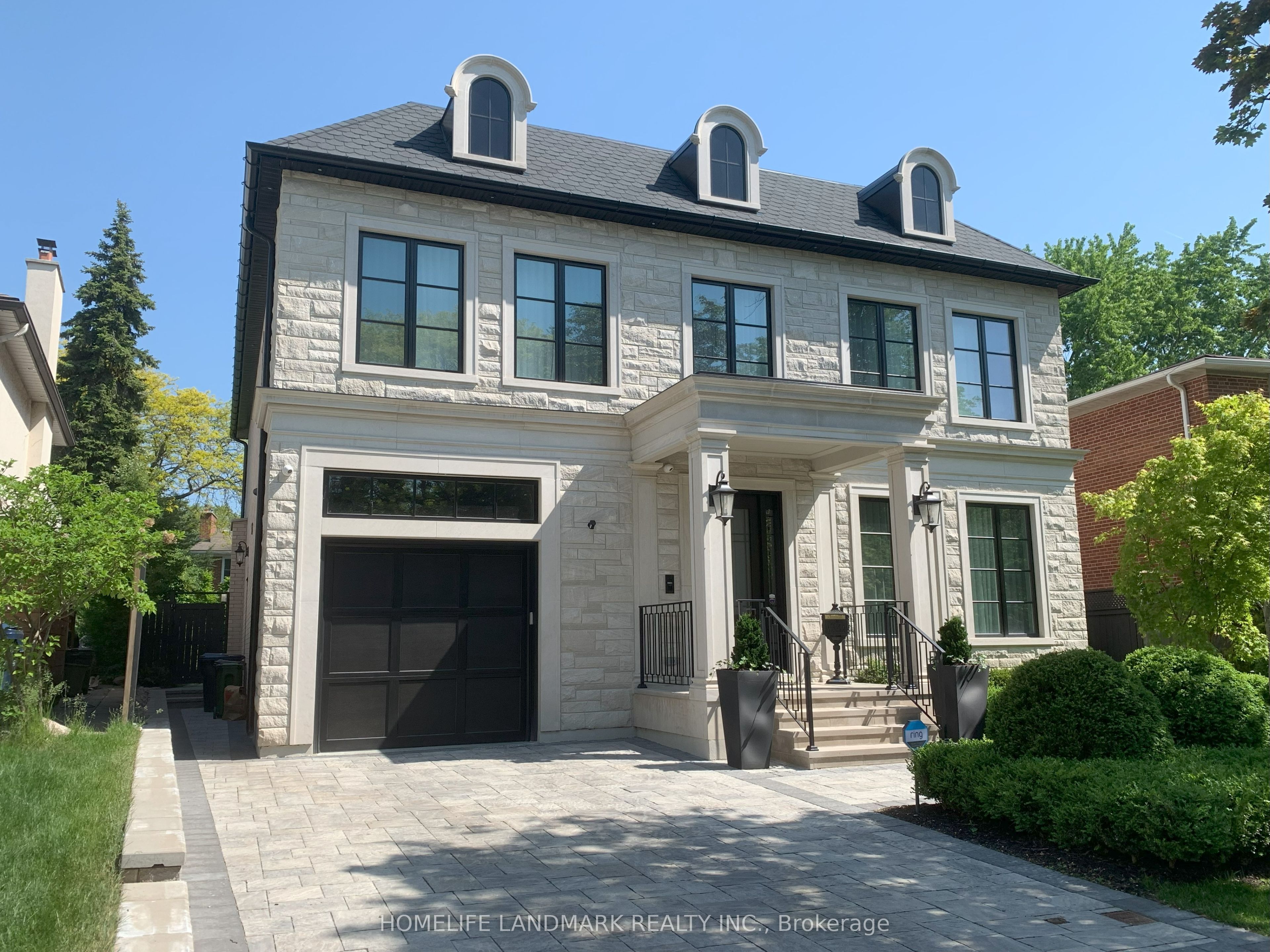 42 Foursome Crescent Property Photo 1