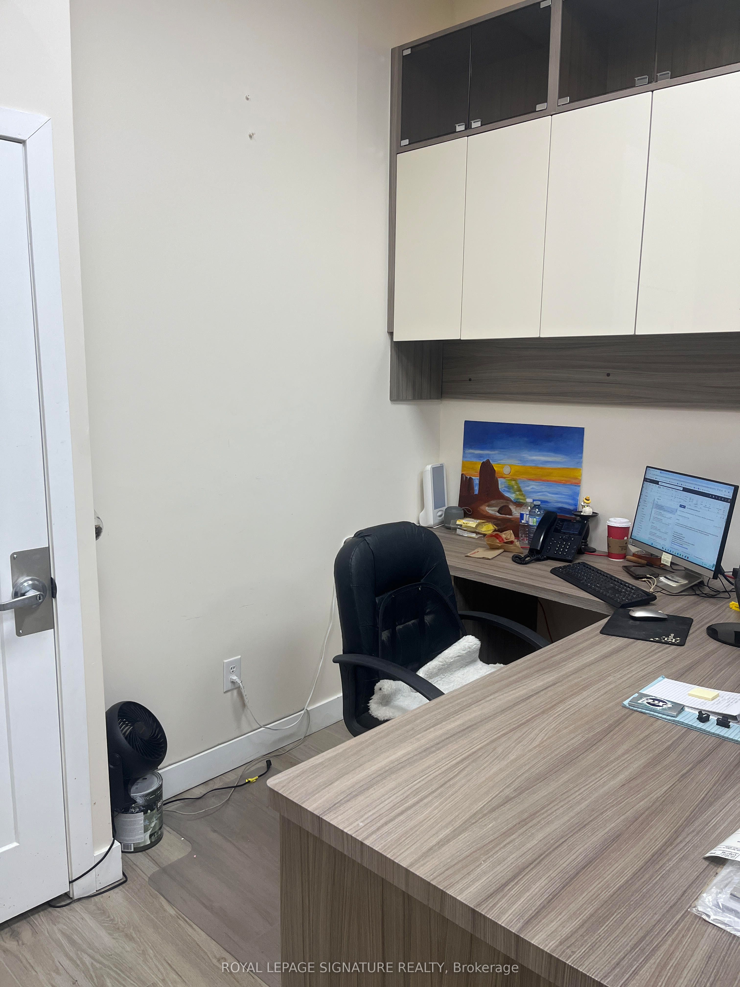 #356 - 4750 Yonge Street Property Photo 6