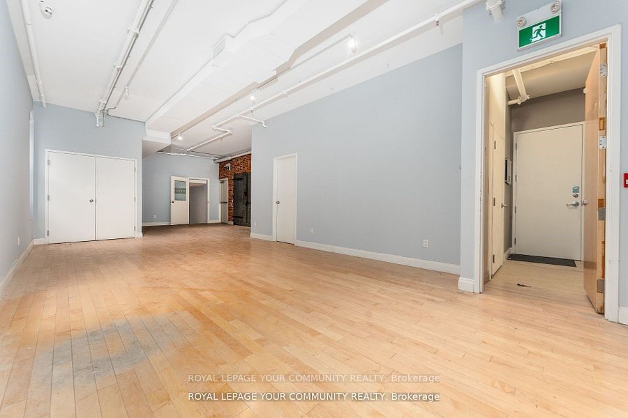 #201 - 489 Queen Street Property Photo 3
