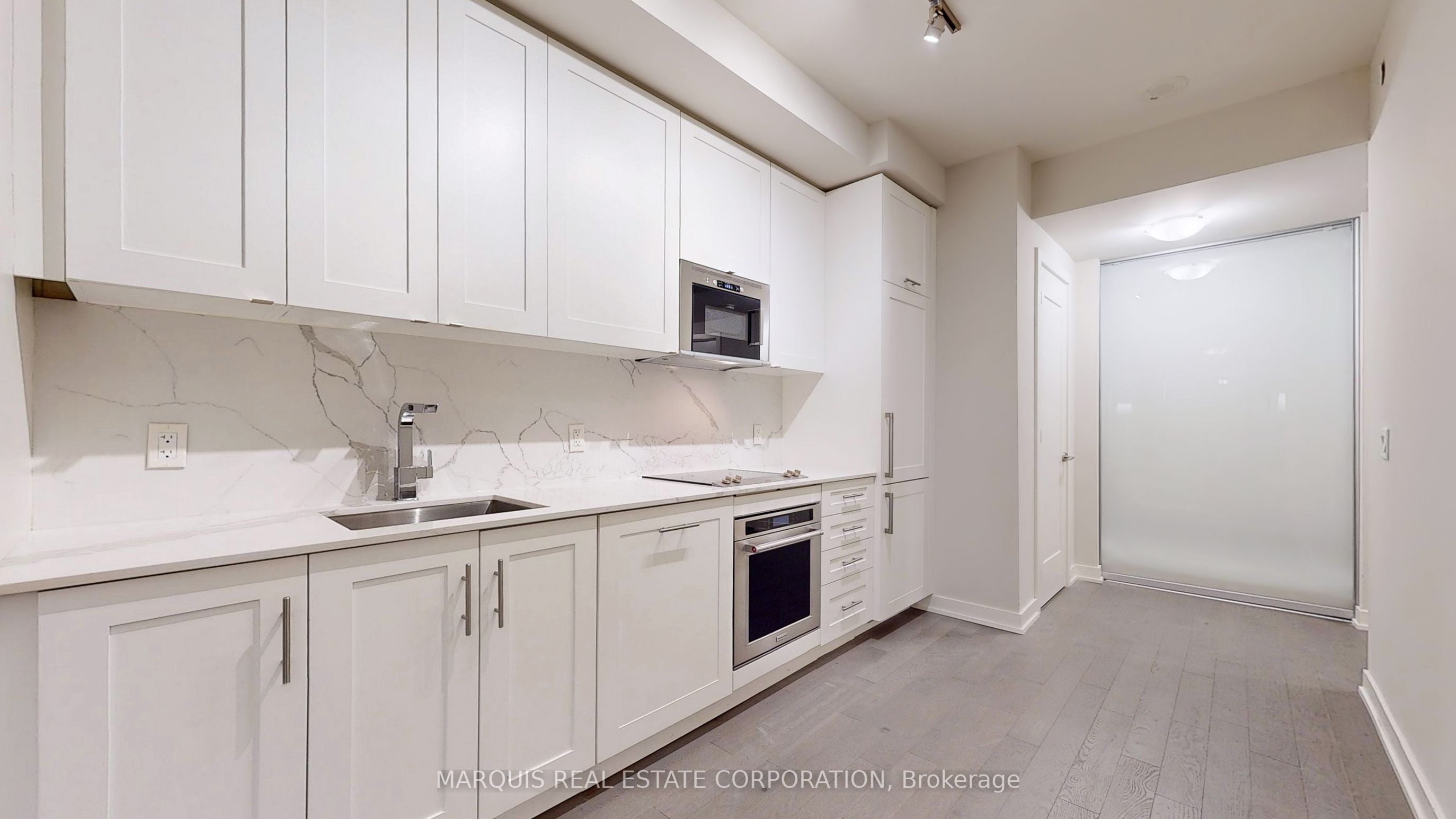 #505 - 330 Richmond Street Property Photo 6