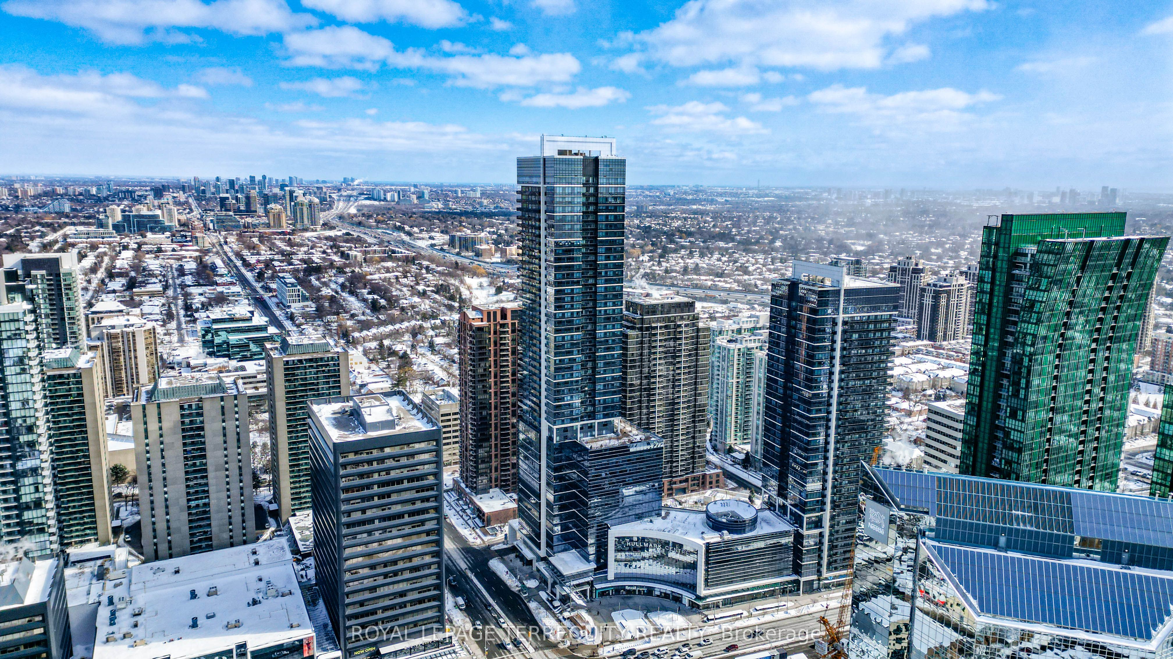 #719 - 4789 Yonge Street Property Photo 25