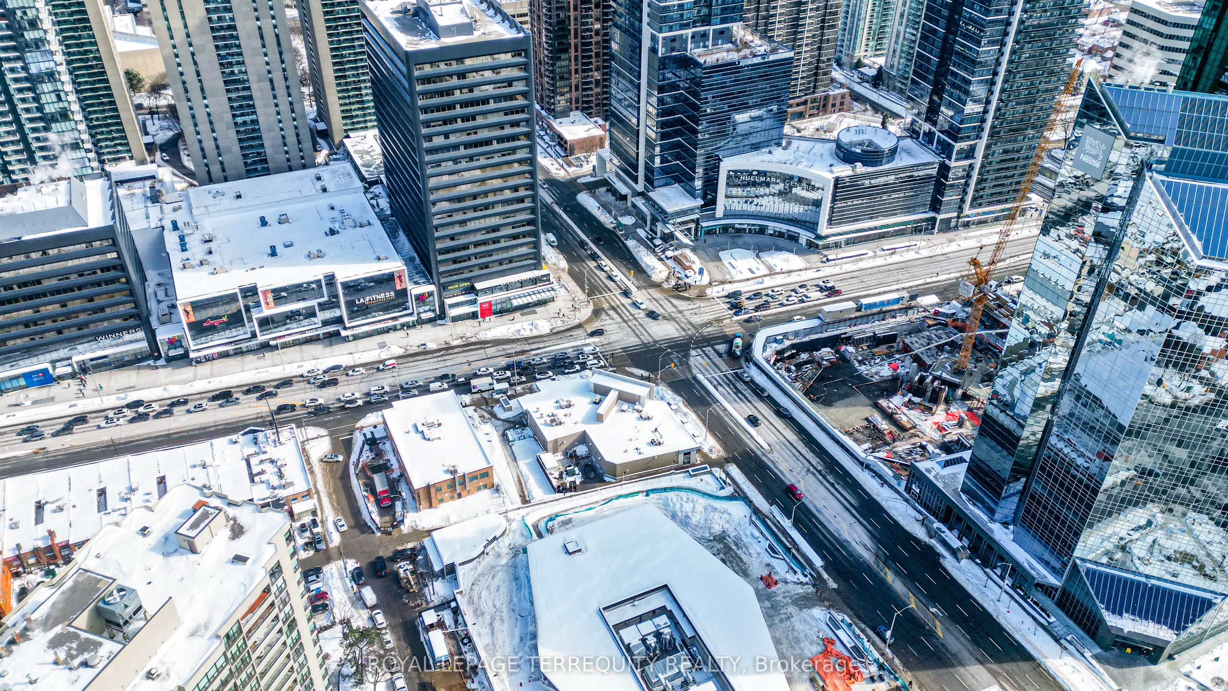 #719 - 4789 Yonge Street Property Photo 26