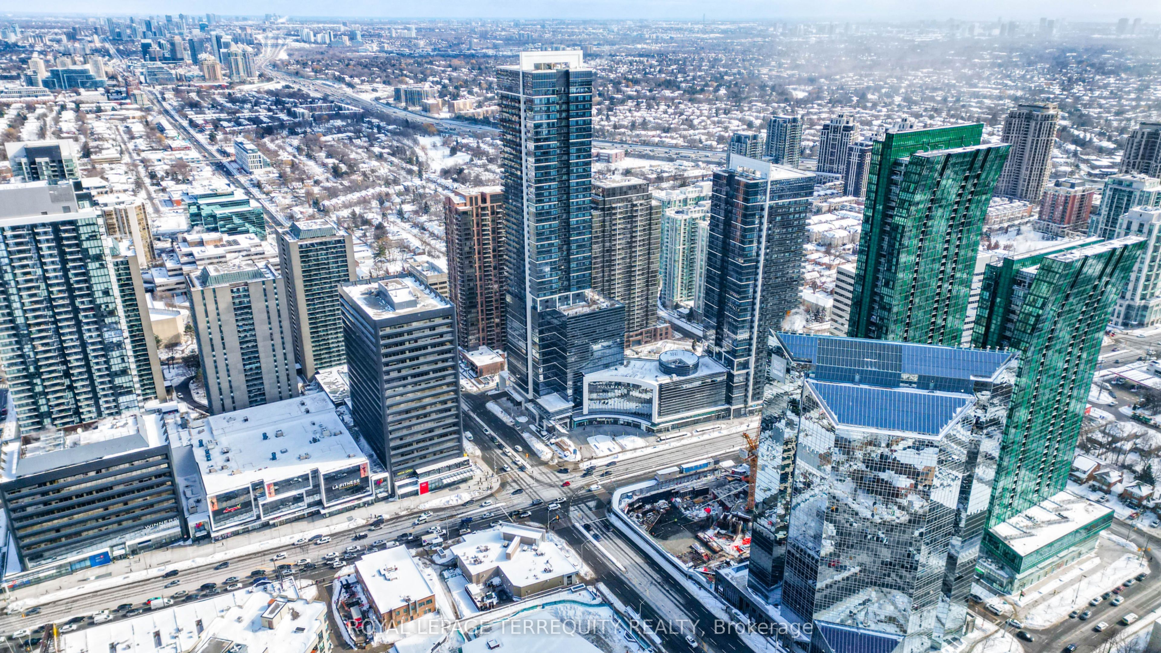#719 - 4789 Yonge Street Property Photo 27