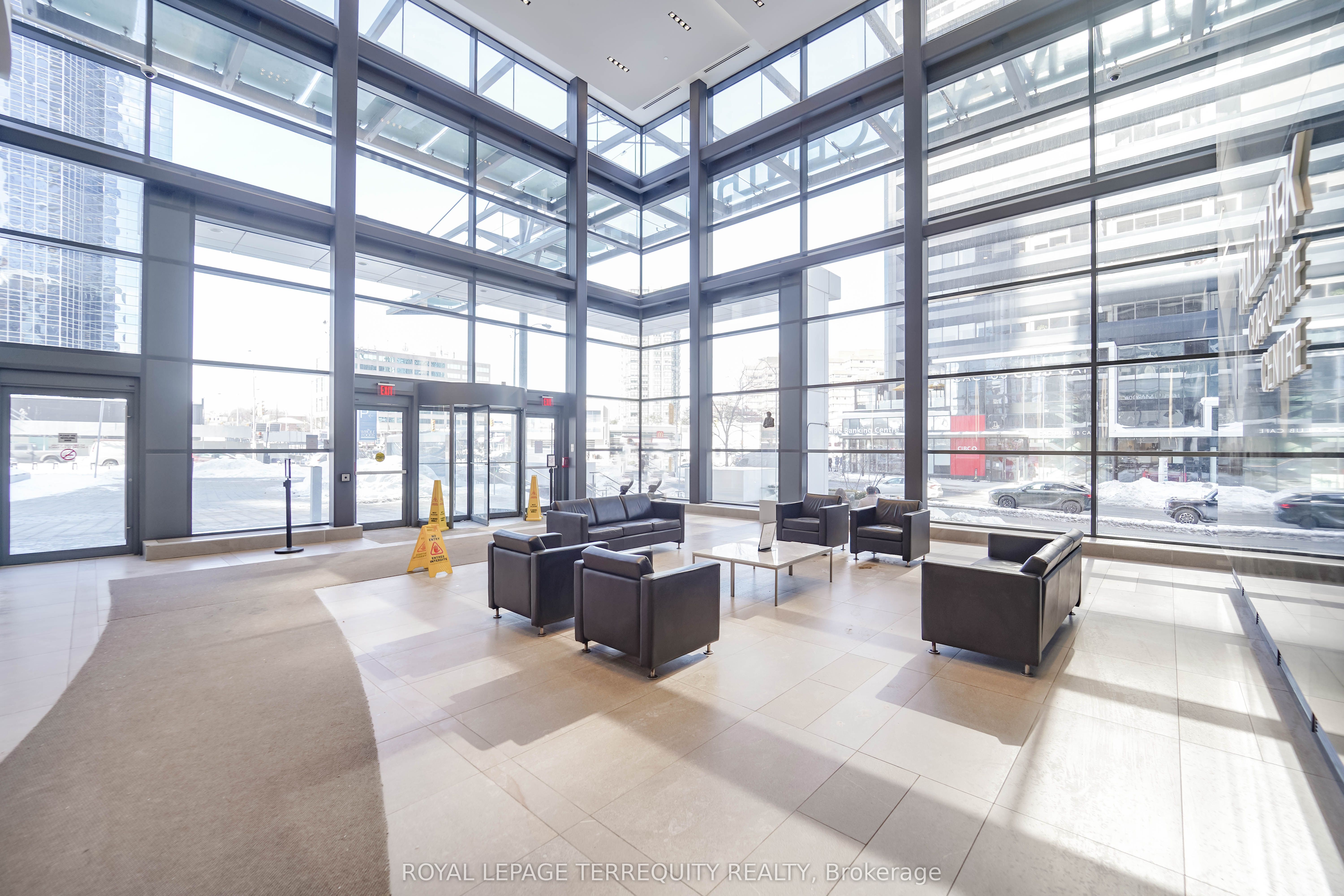 #720 - 4789 Yonge Street Property Photo 3