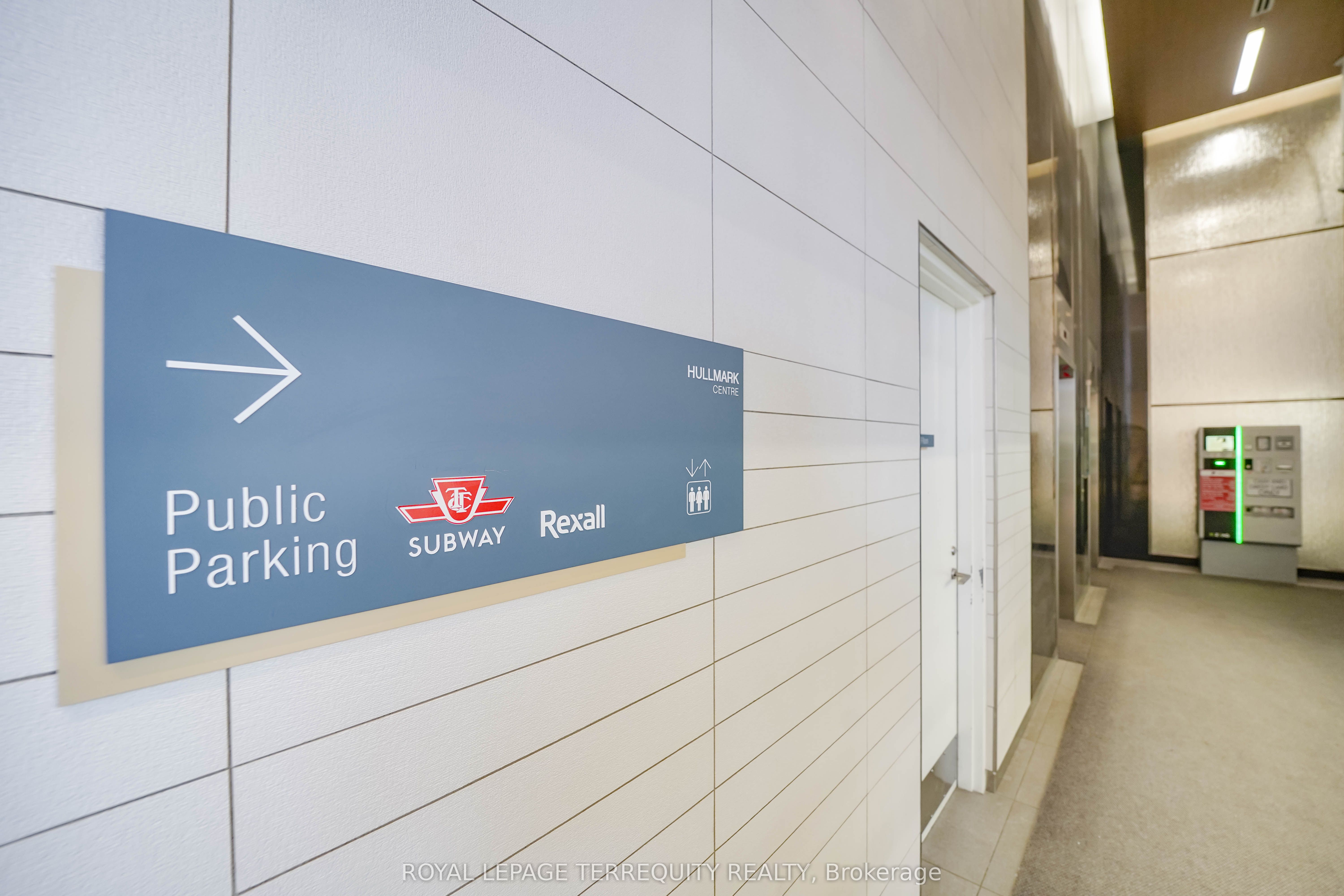#720 - 4789 Yonge Street Property Photo 6
