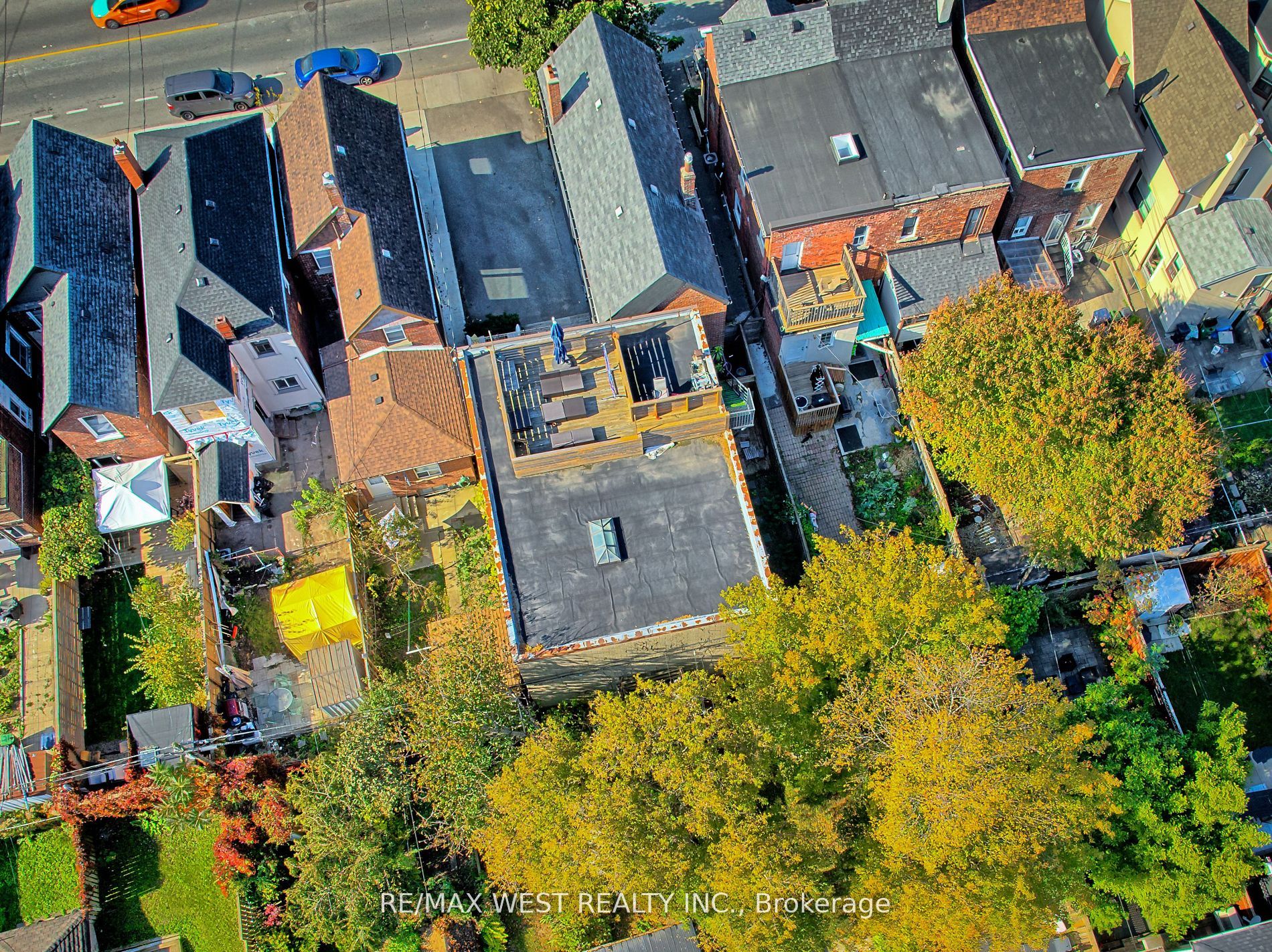 259 Oakwood Avenue Property Photo 3