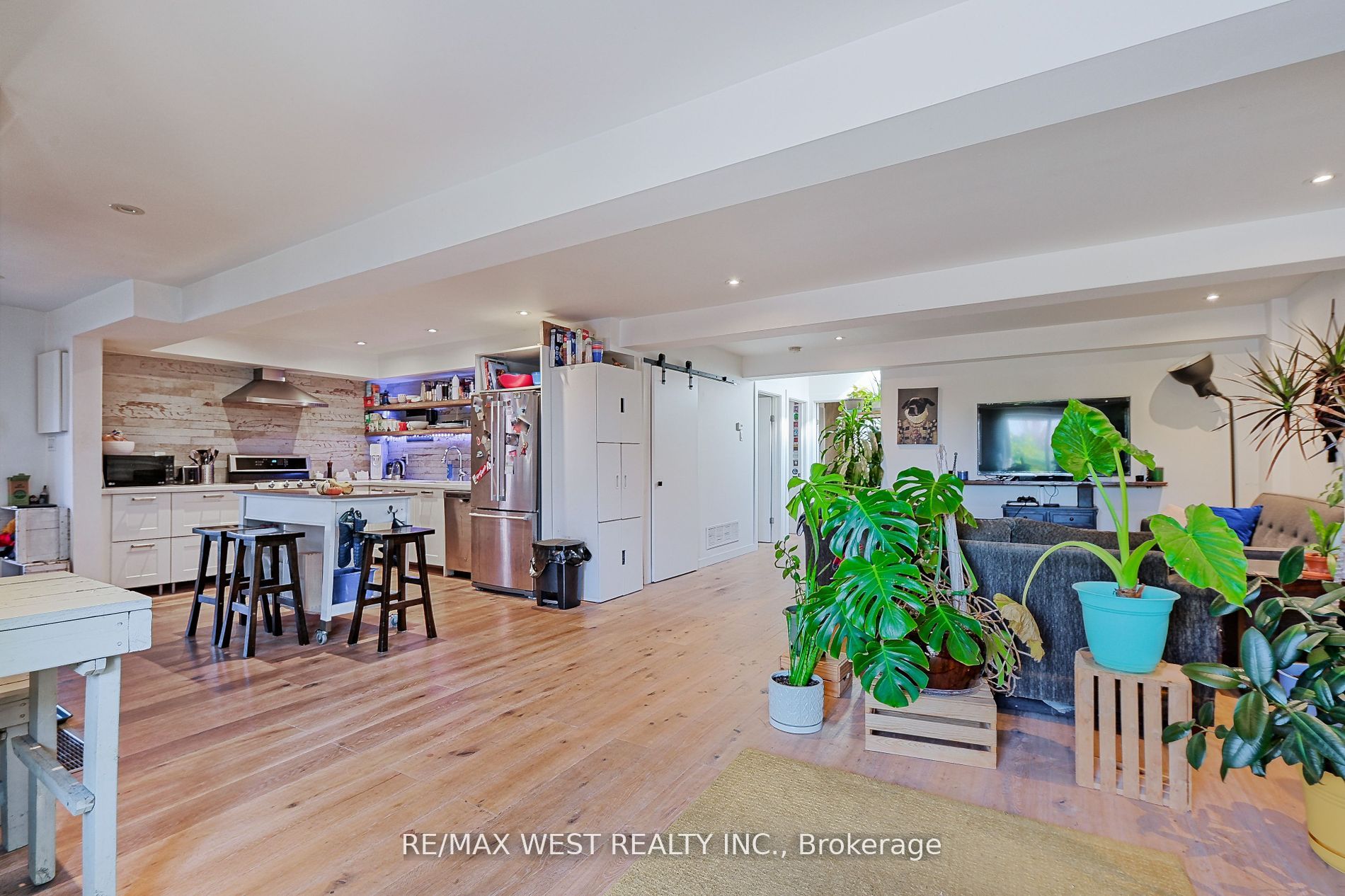259 Oakwood Avenue Property Photo 19