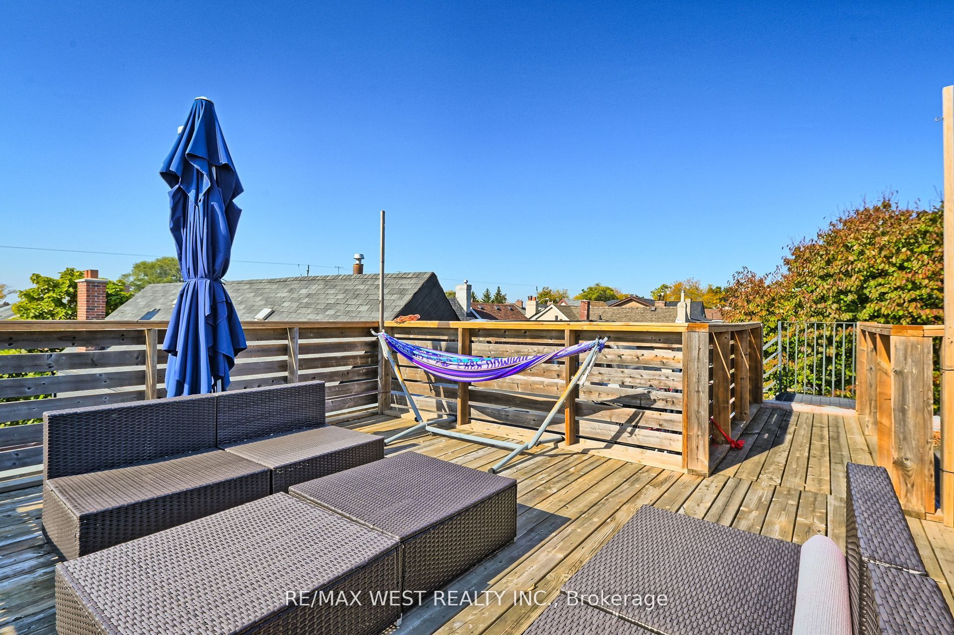259 Oakwood Avenue Property Photo 23