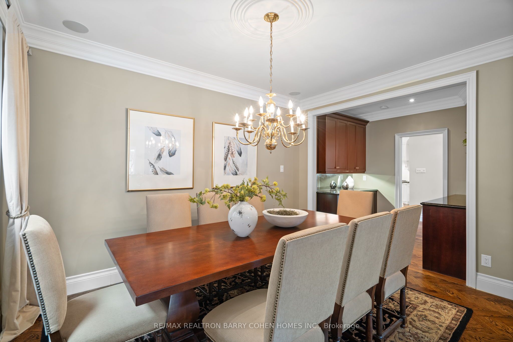 106 Highland Crescent Property Photo 7