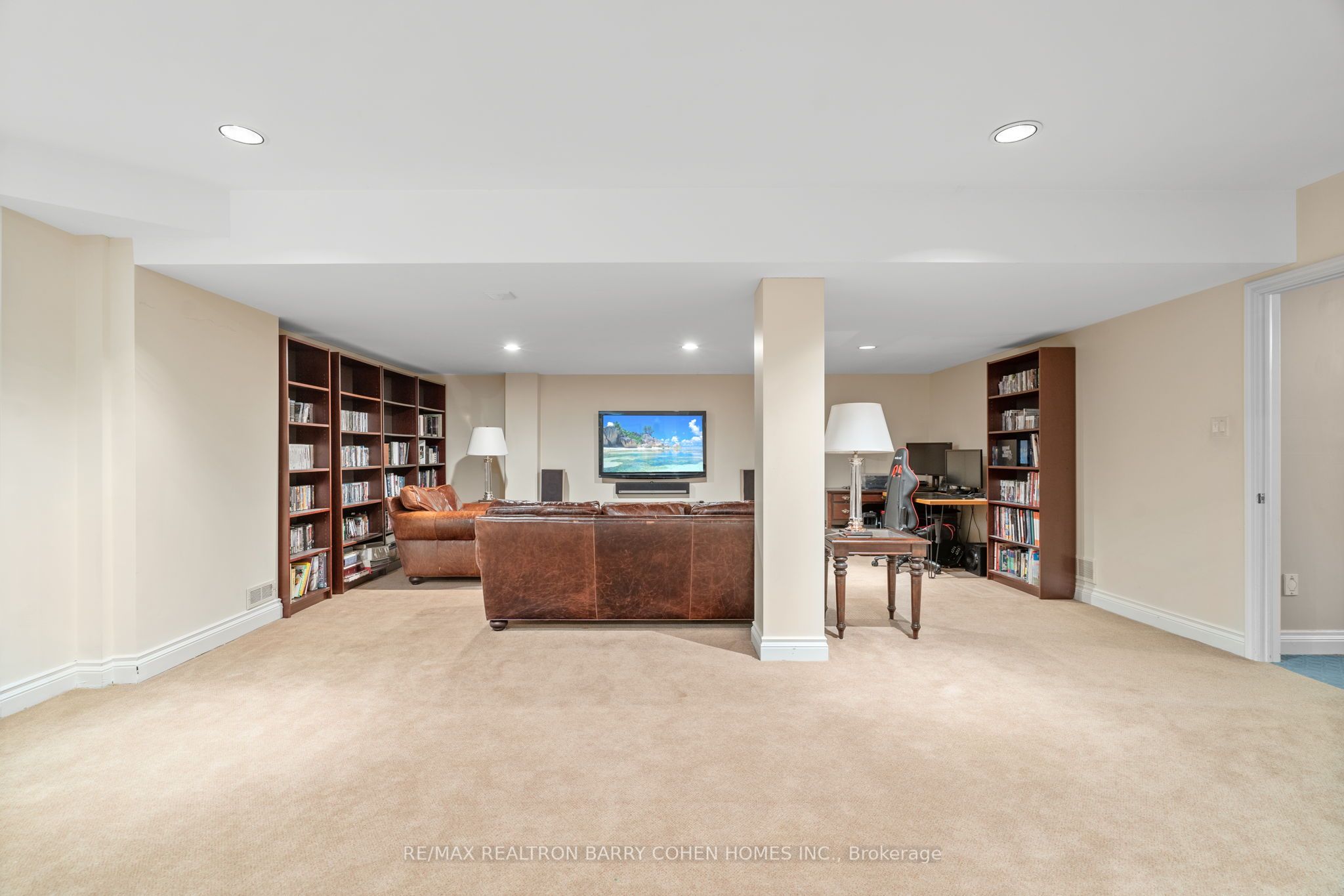 106 Highland Crescent Property Photo 23