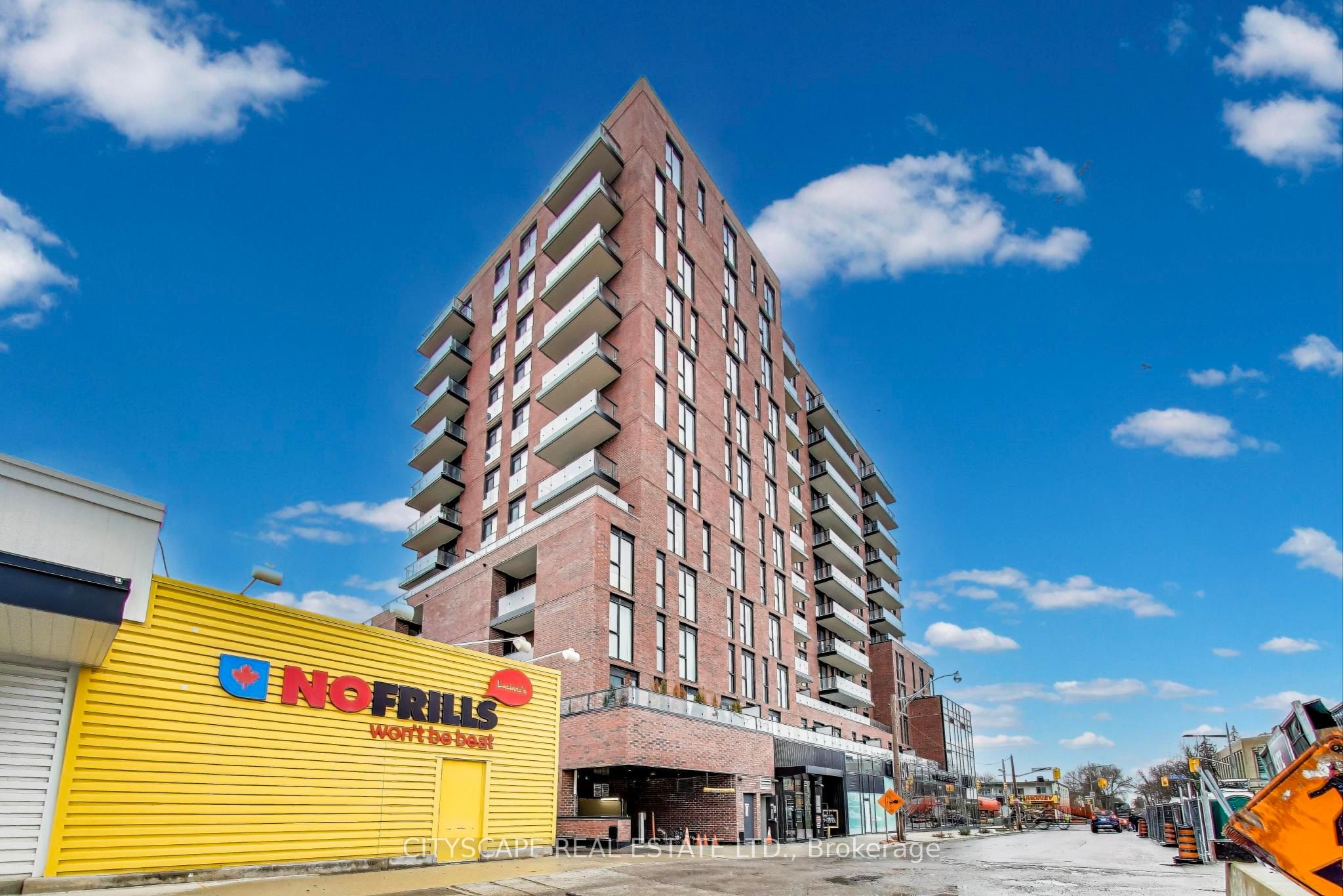 #1210 - 185 Alberta Avenue Property Photo 3