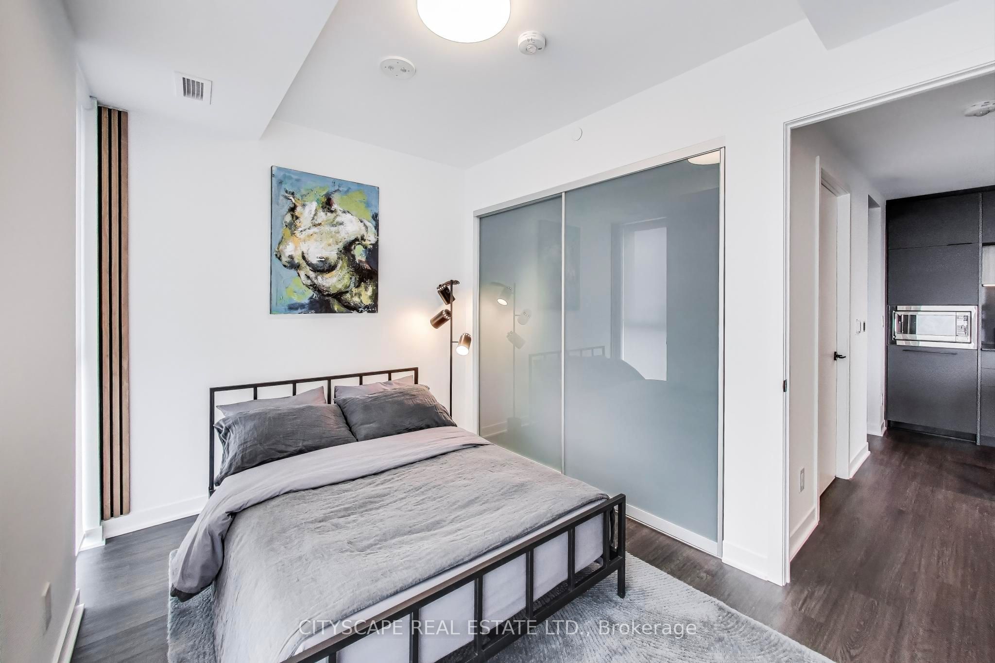 #1210 - 185 Alberta Avenue Property Photo 16