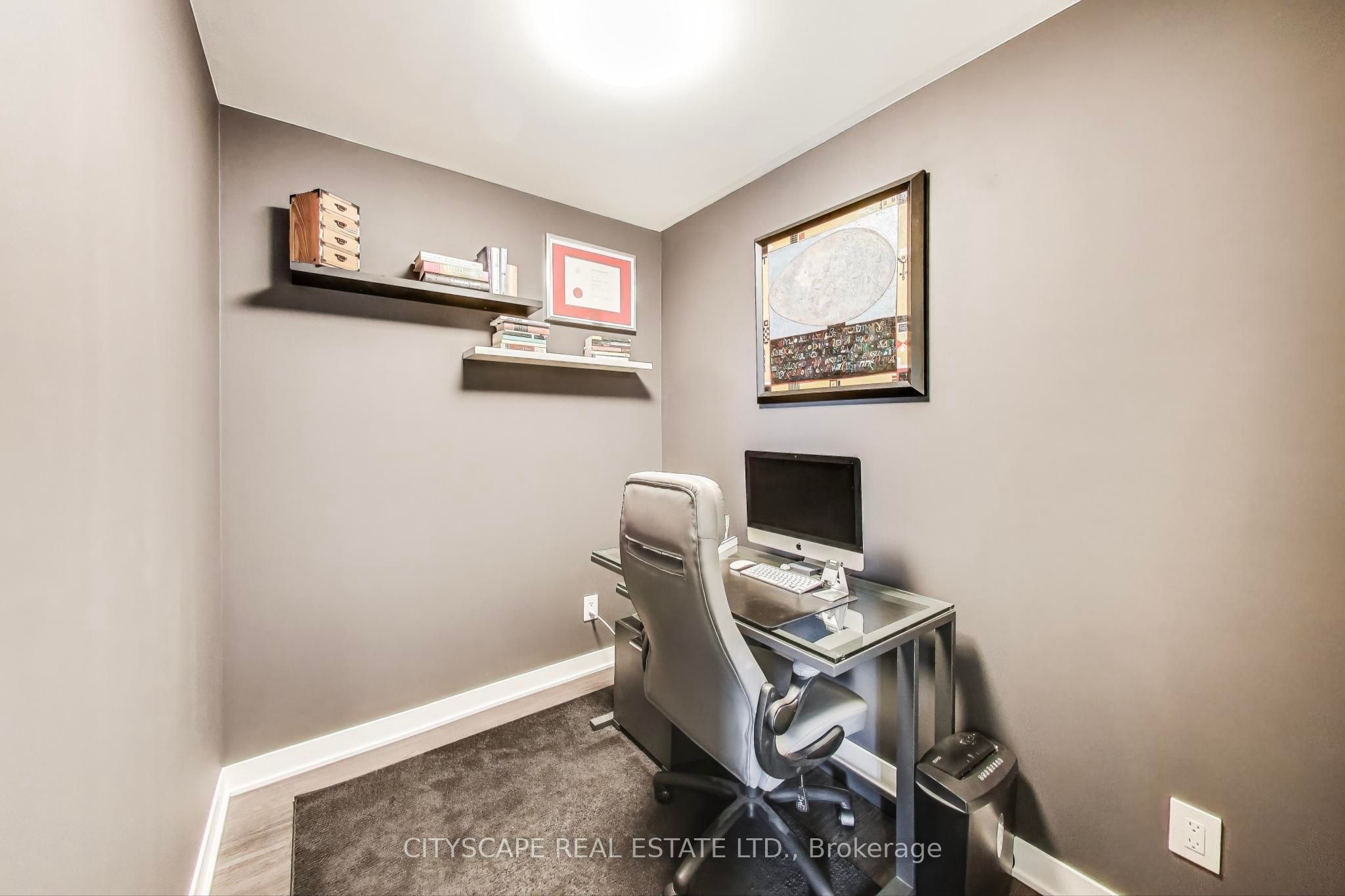 #1210 - 185 Alberta Avenue Property Photo 18