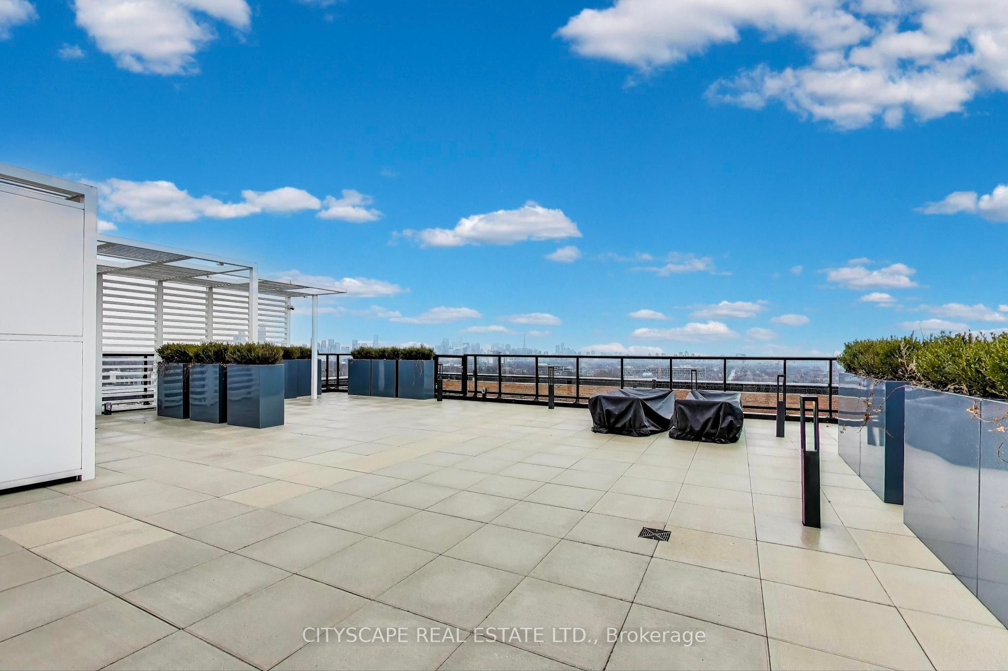 #1210 - 185 Alberta Avenue Property Photo 35