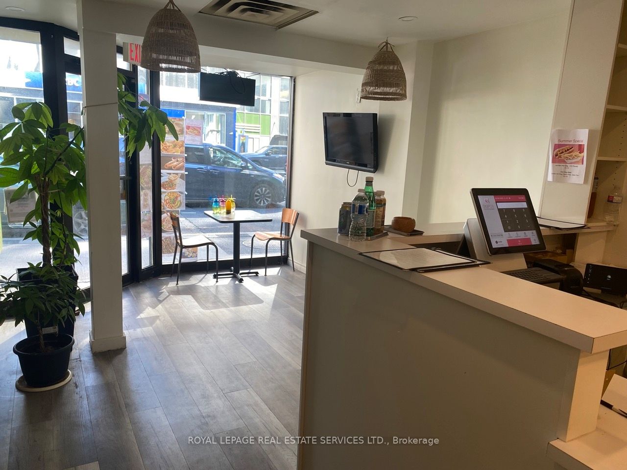 15 St Clair Avenue Property Photo 3
