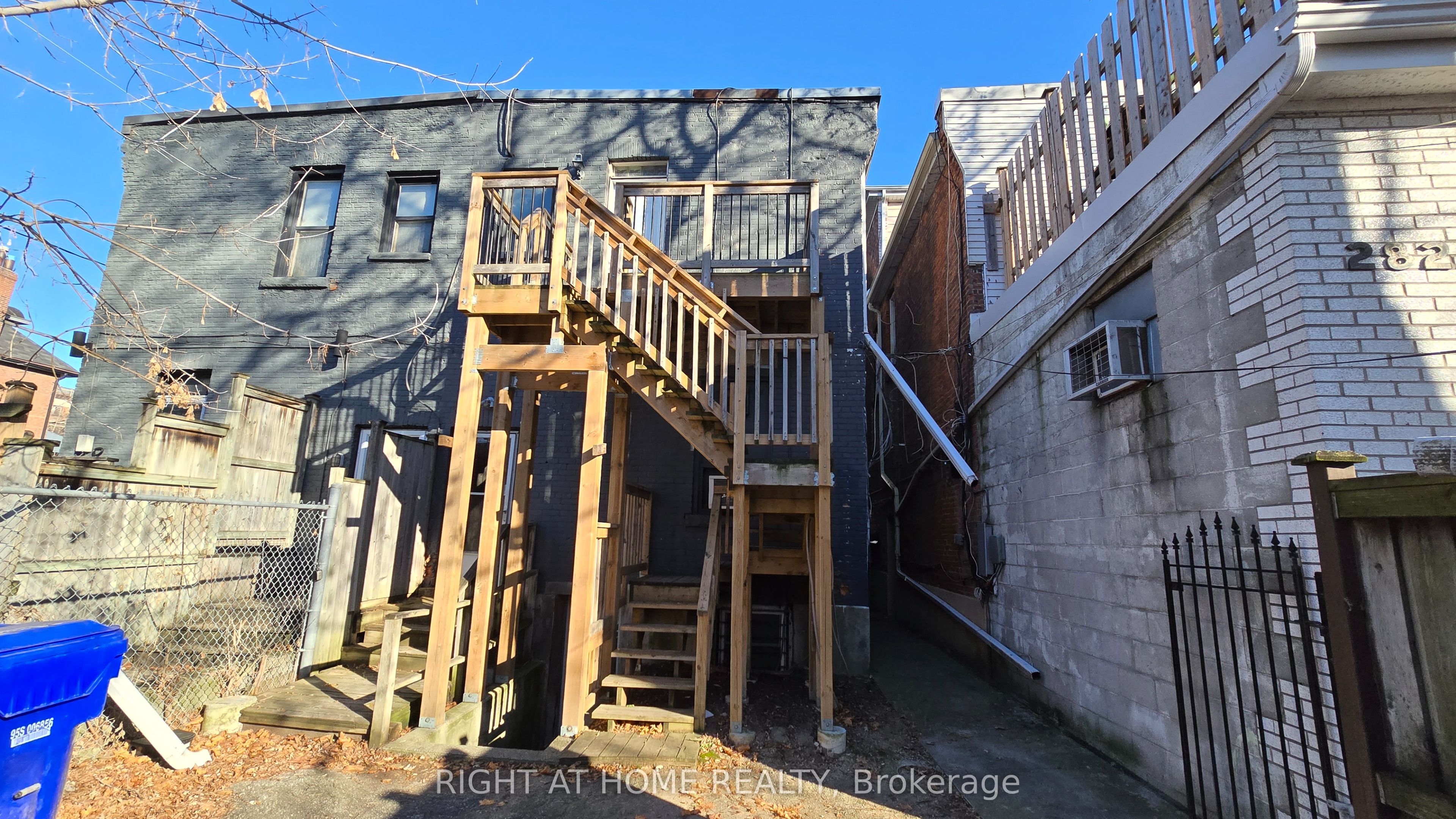 284 Avenue Road Property Photo 24