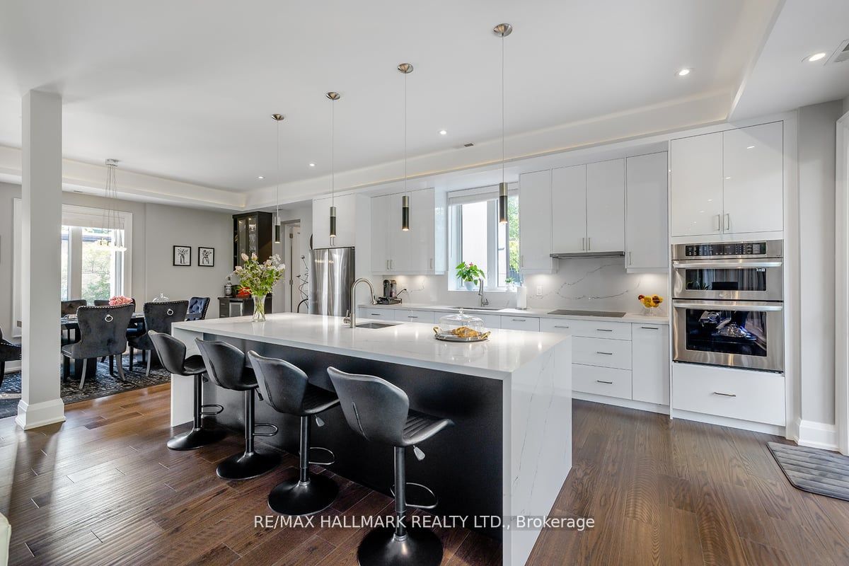 16 Tadcaster Place Property Photo 7