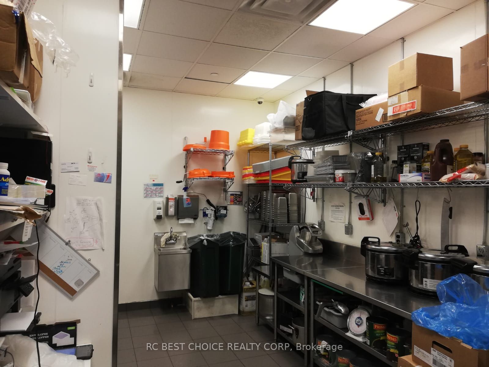 #3 - 120 Bremner Boulevard Property Photo 6
