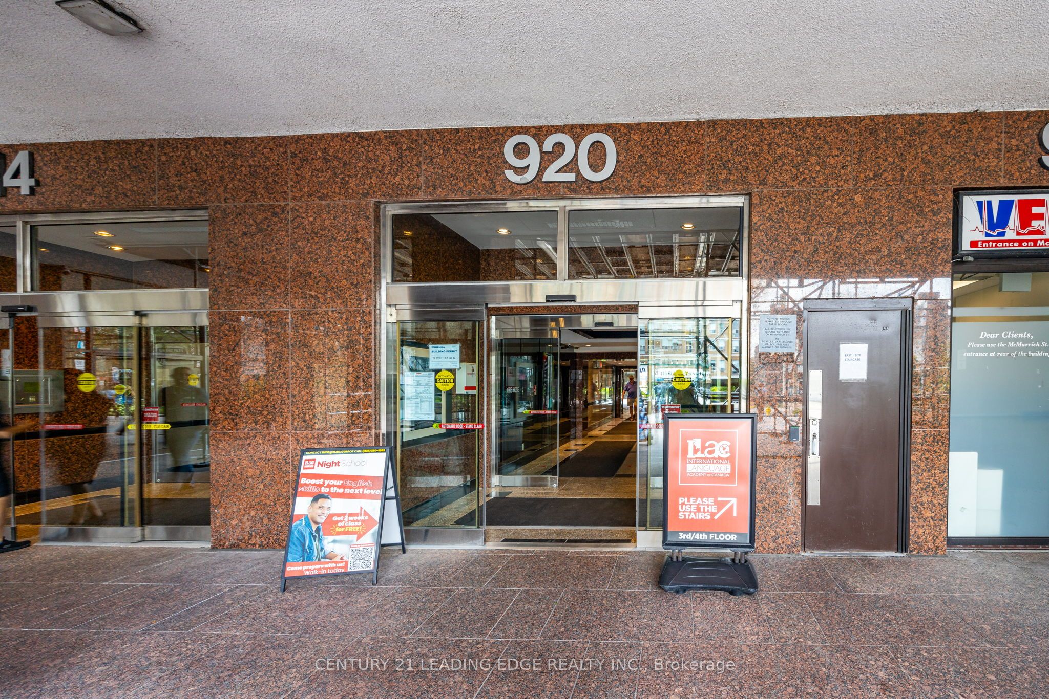 #920 - 920 Yonge Street Property Photo 2