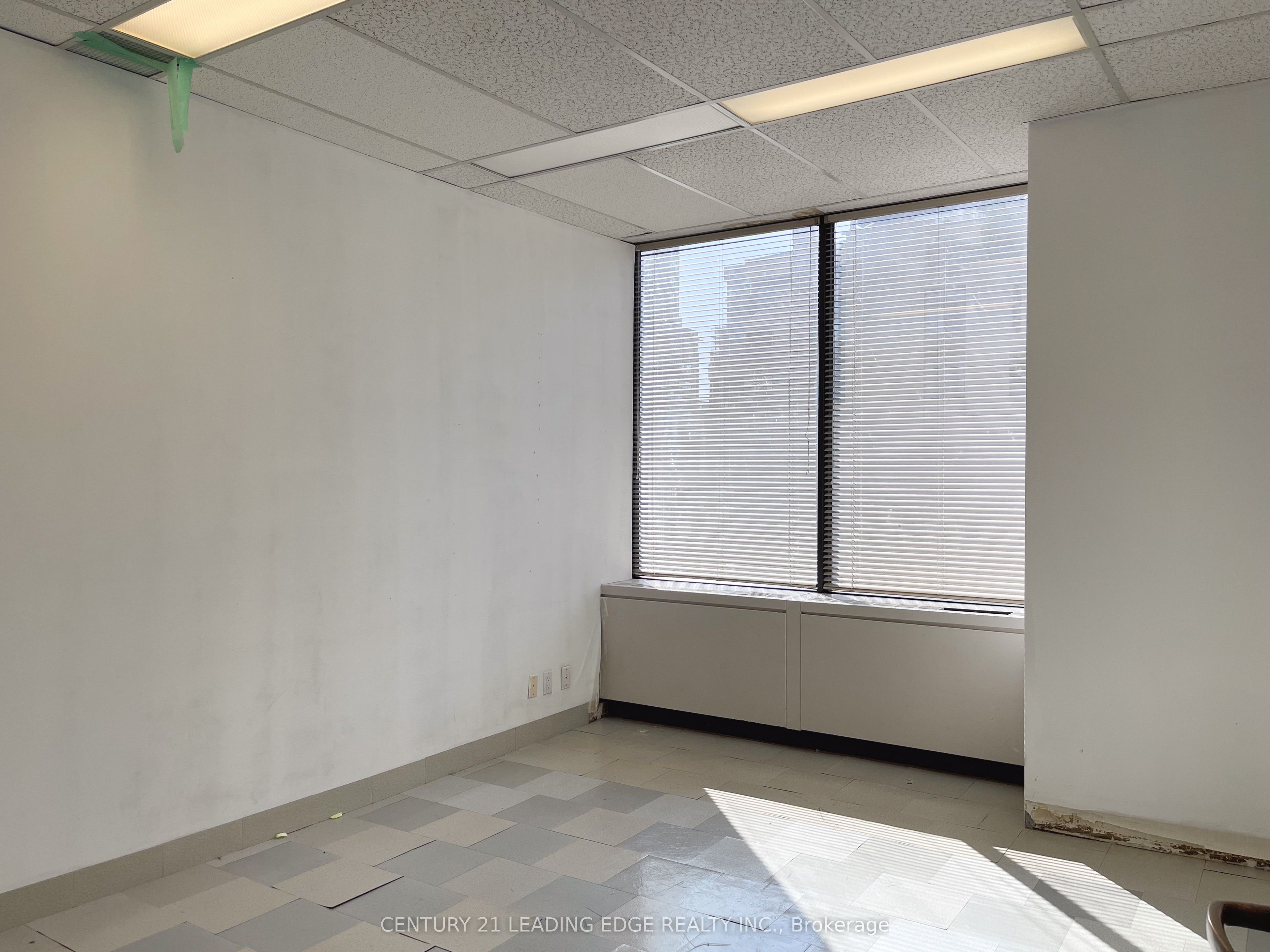 #920 - 920 Yonge Street Property Photo 3