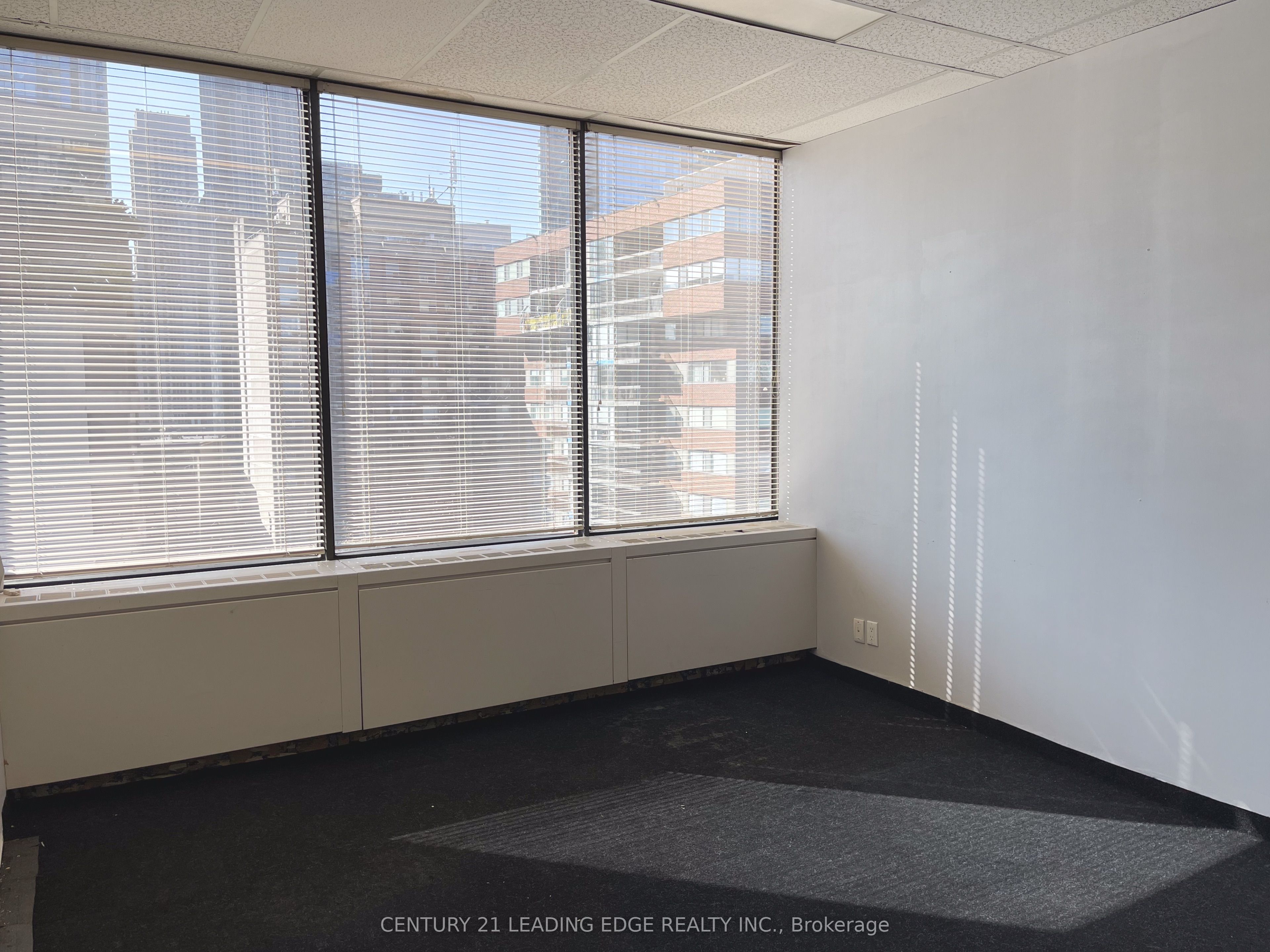 #920 - 920 Yonge Street Property Photo 7