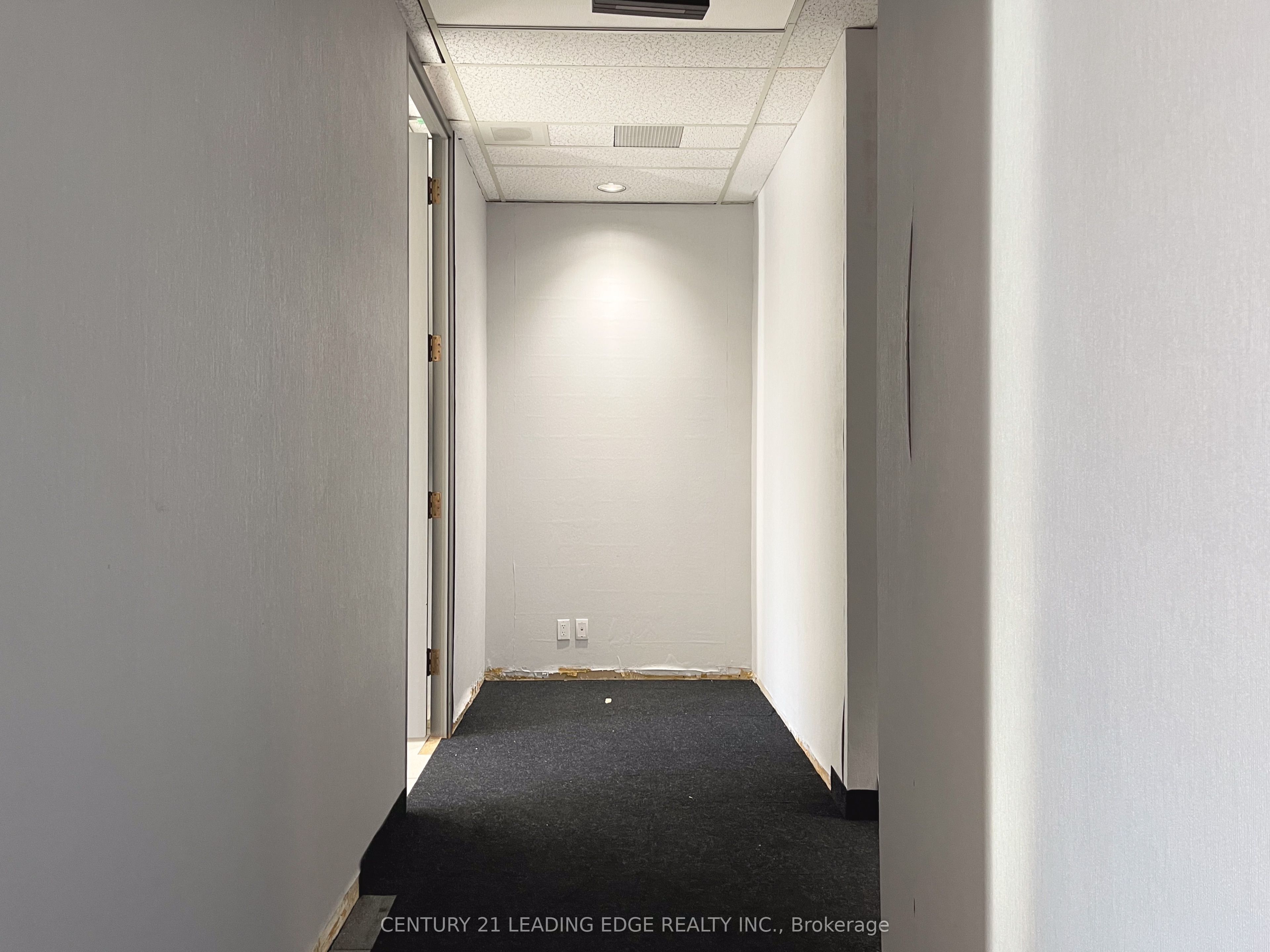 #920 - 920 Yonge Street Property Photo 9