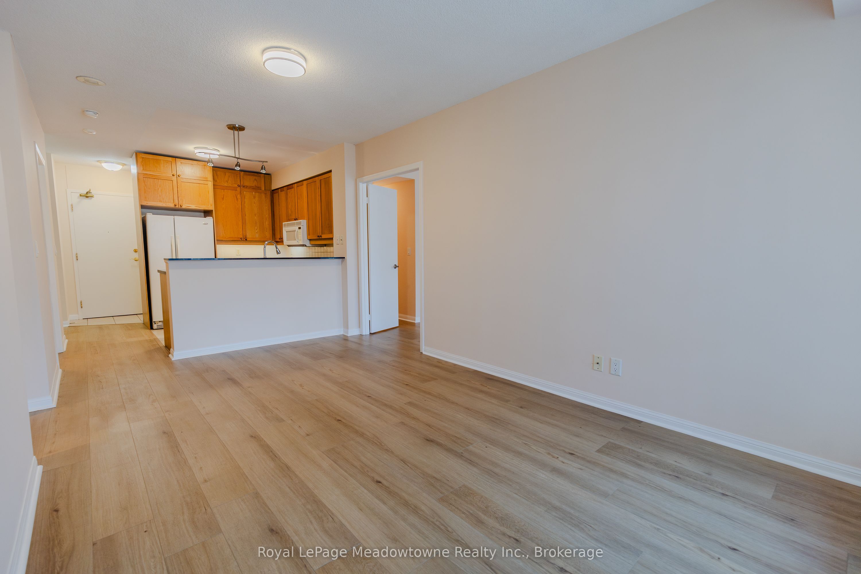 #511 - 1801 Bayview Avenue Property Photo 13