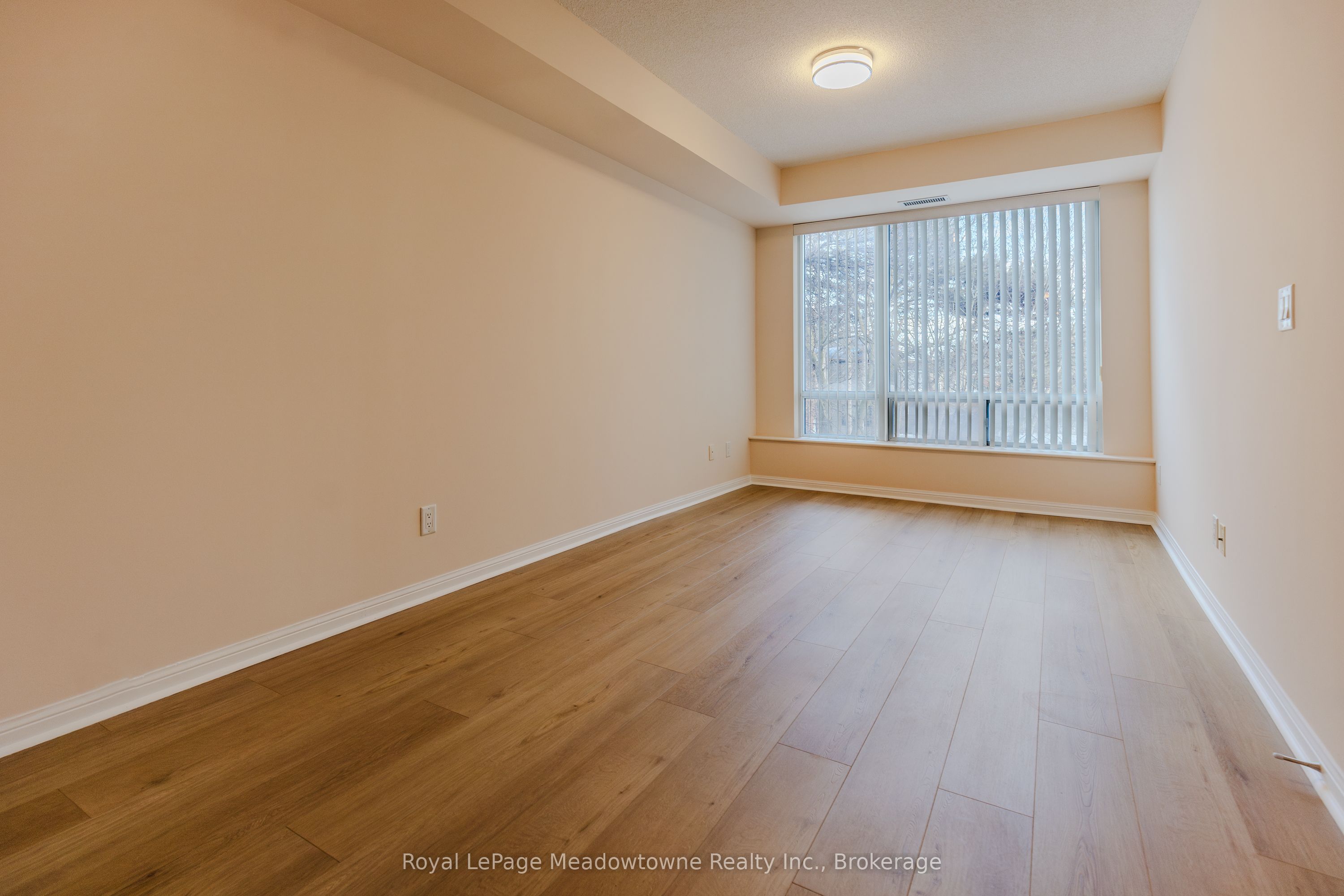 #511 - 1801 Bayview Avenue Property Photo 17