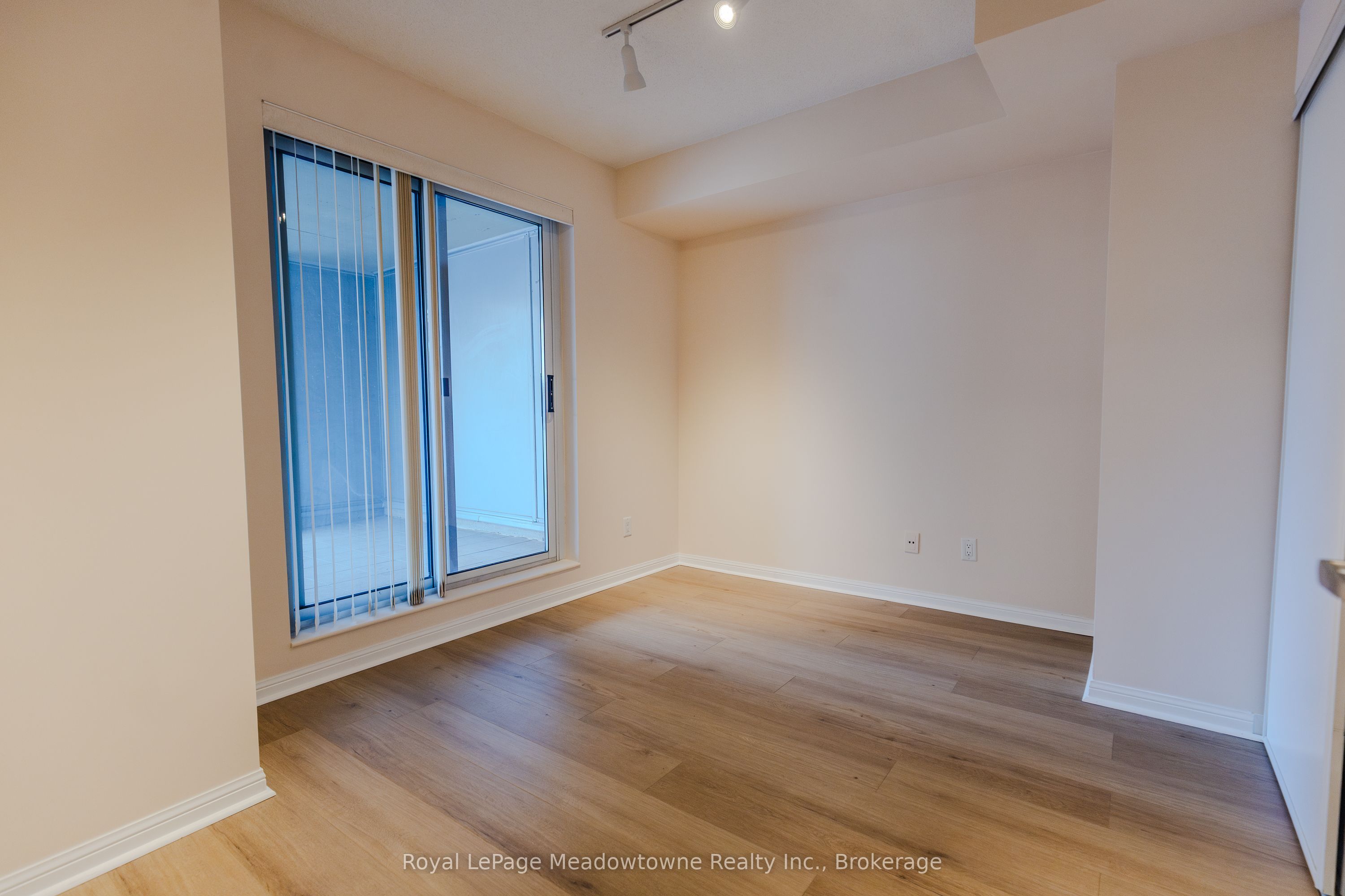 #511 - 1801 Bayview Avenue Property Photo 21